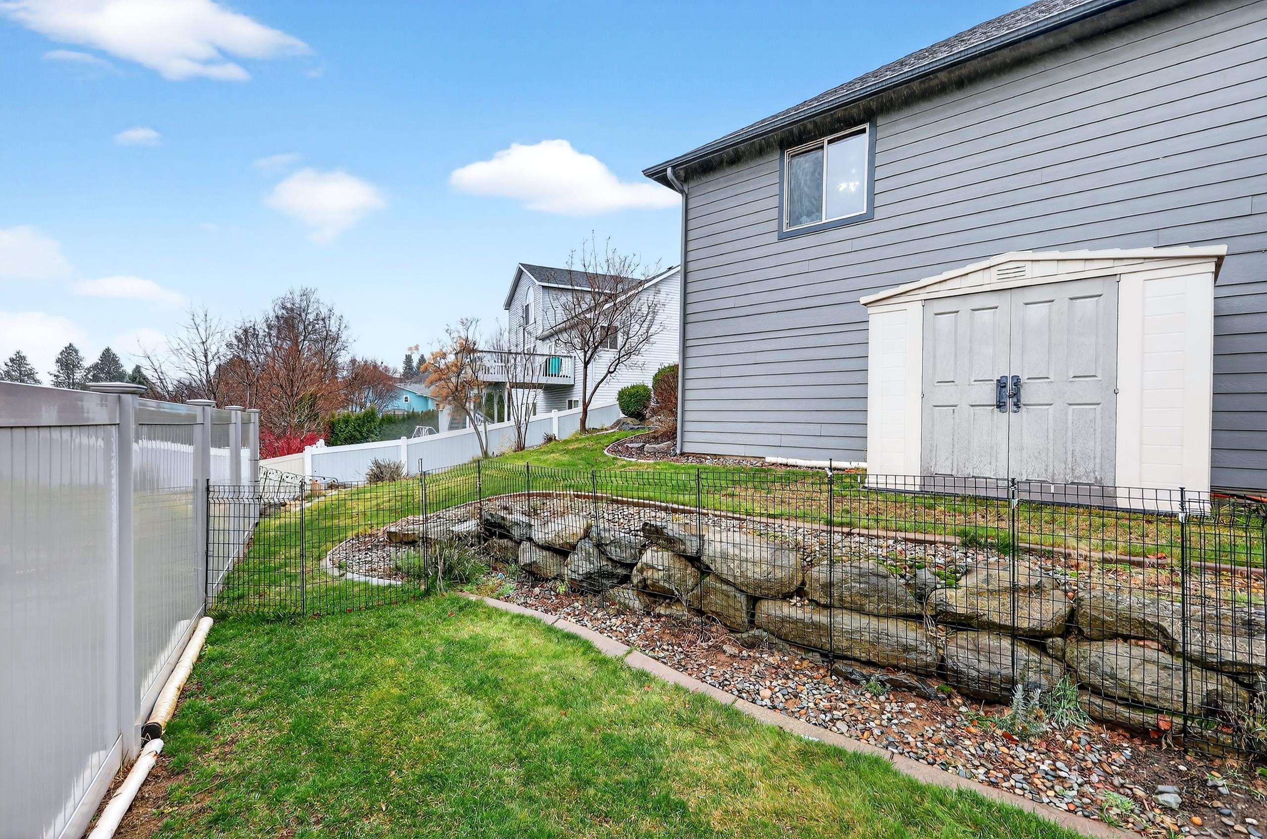 729 MONTAGUE Dr - Photo 46