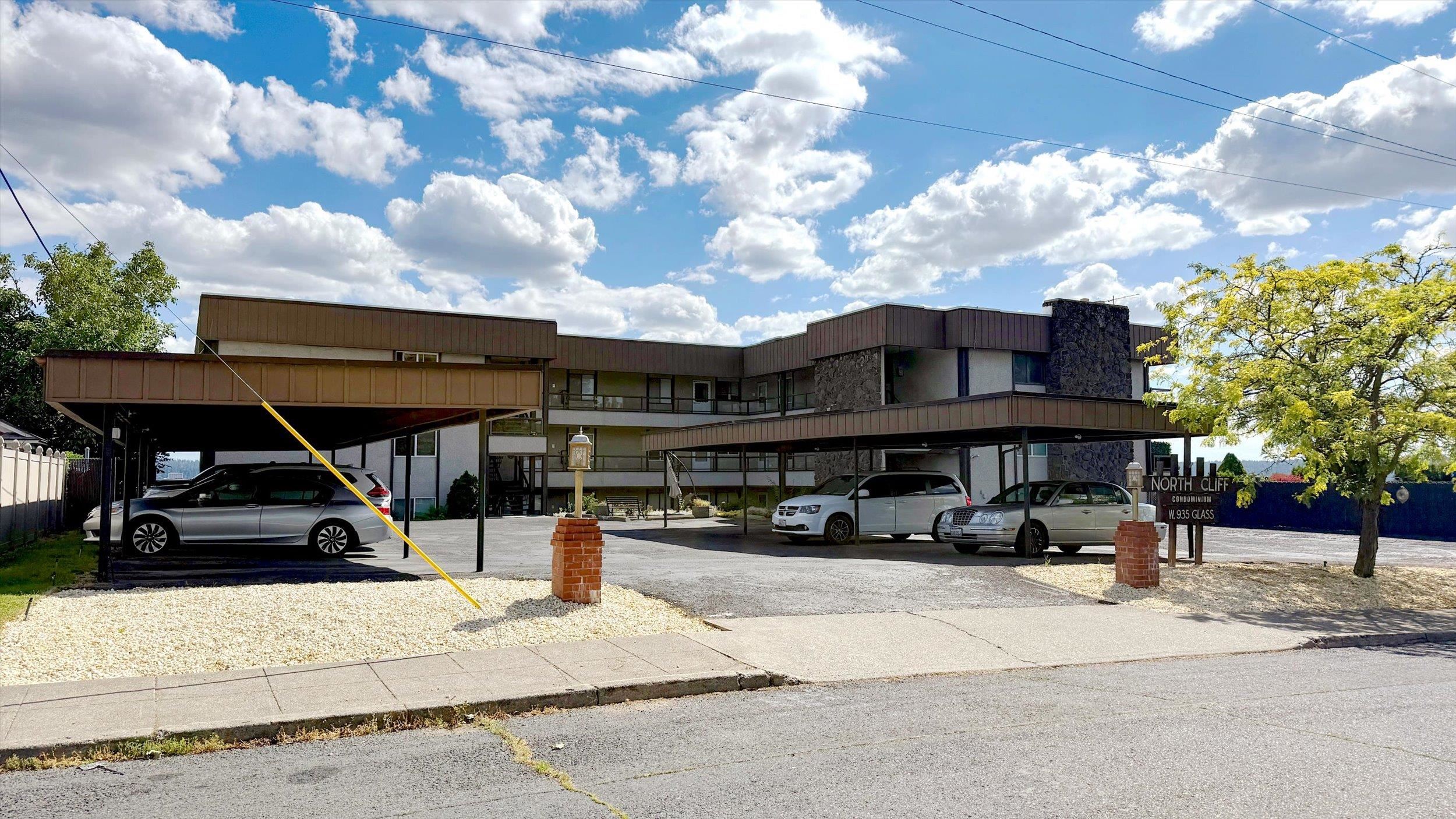 935 W Glass Ave - Photo 3