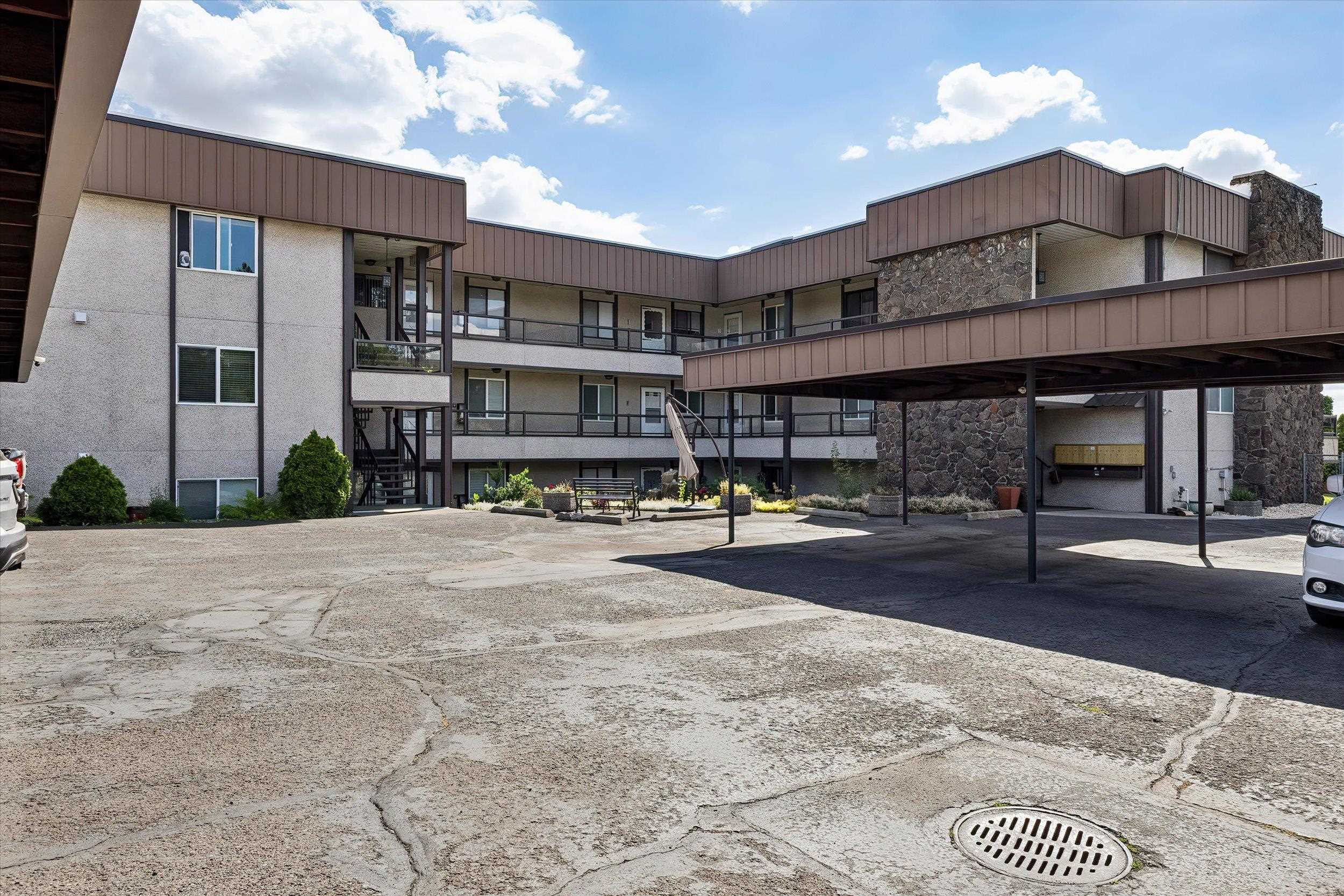 935 W Glass Ave - Photo 4