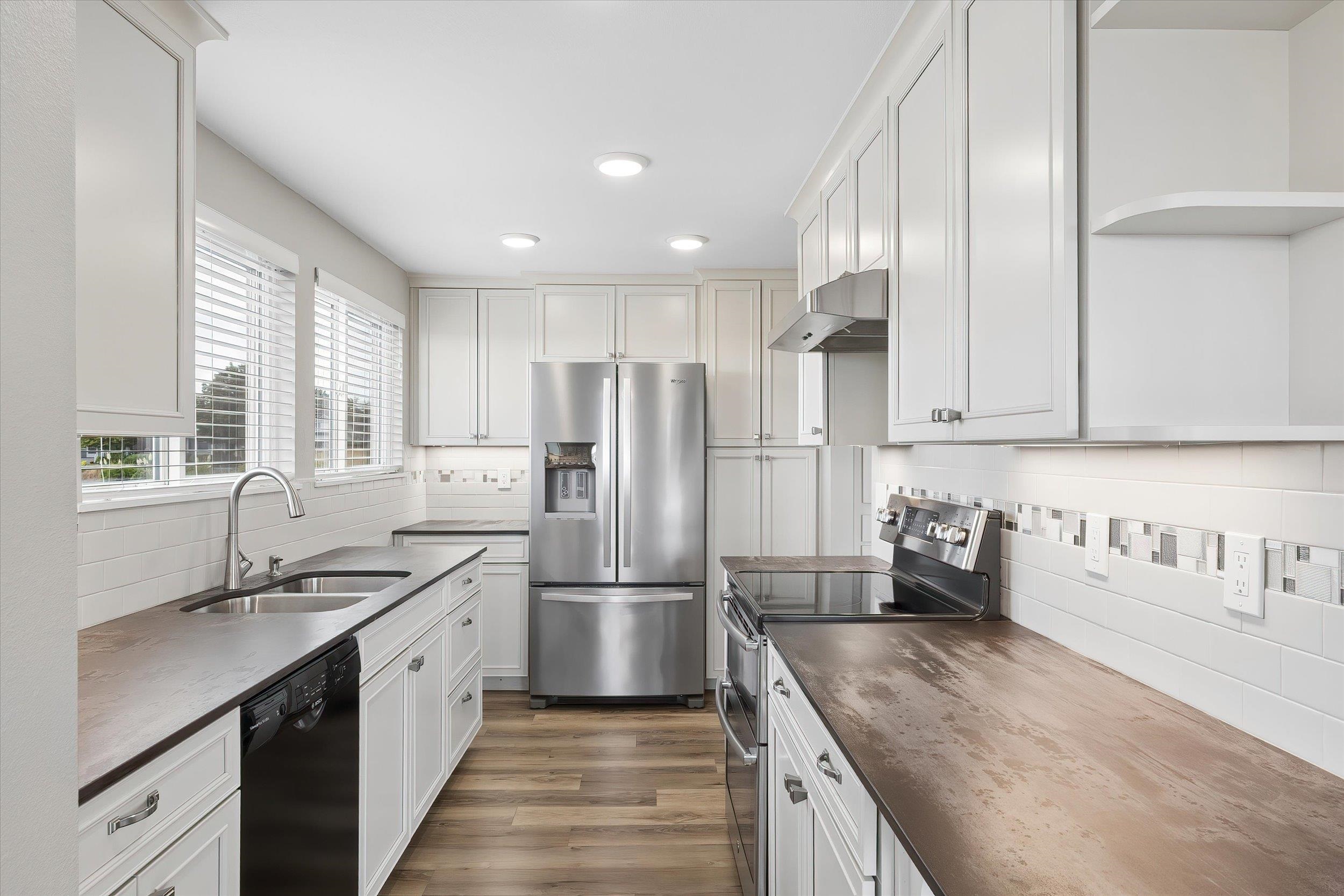 935 W Glass Ave - Photo 19