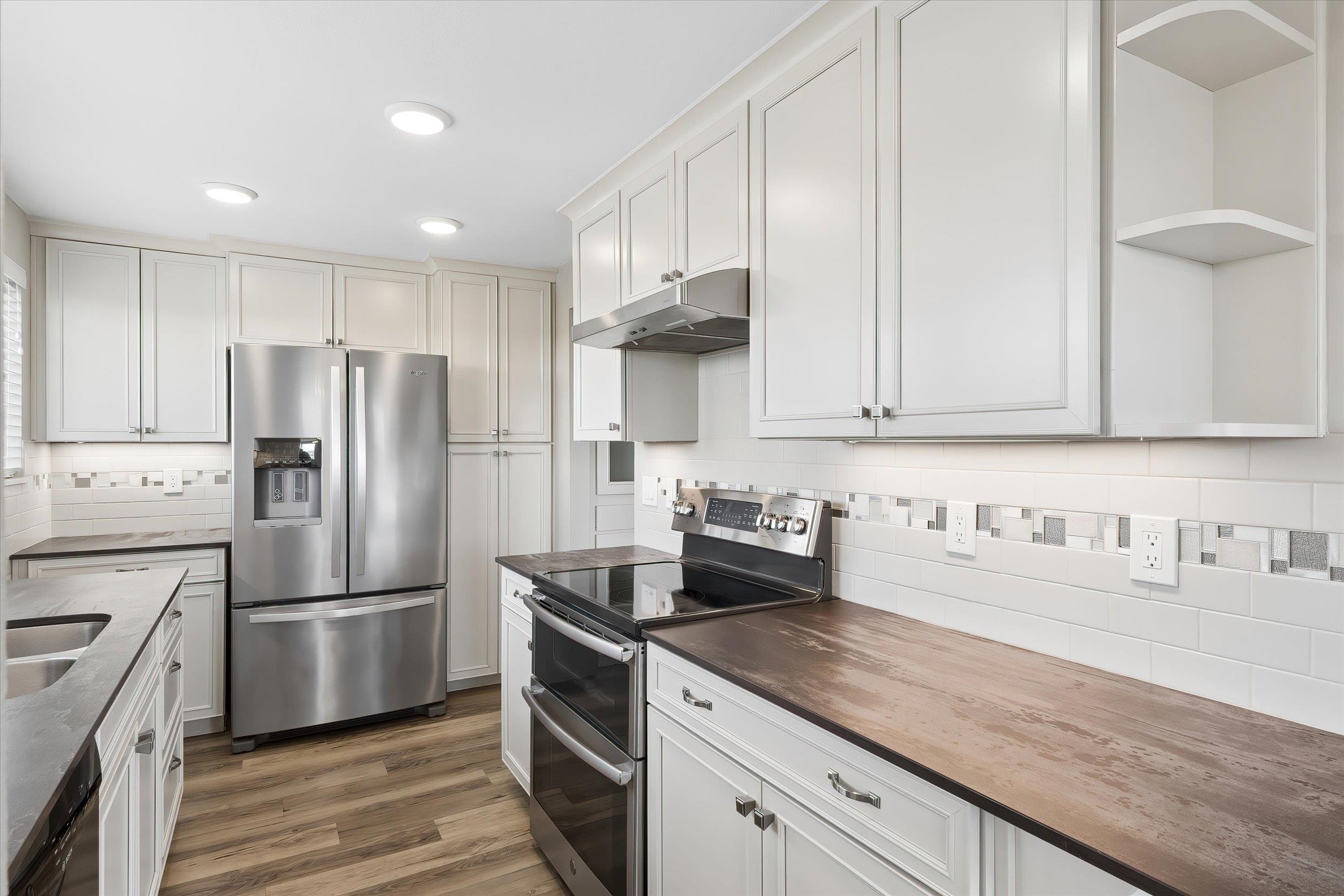 935 W Glass Ave - Photo 20