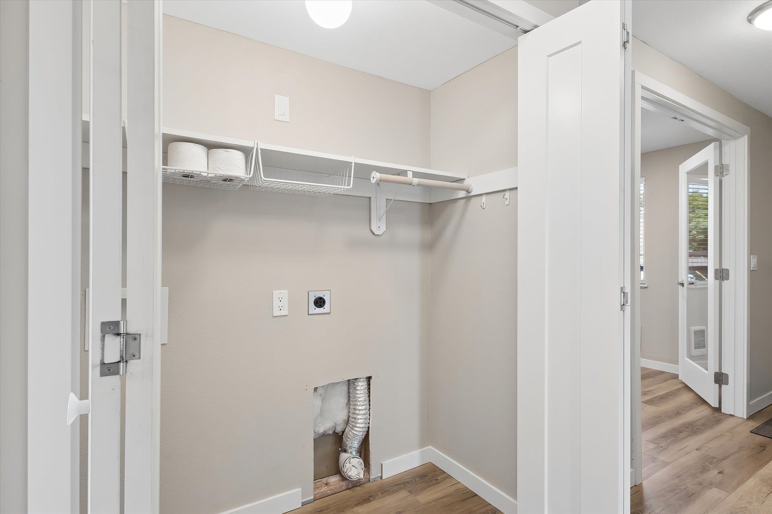 935 W Glass Ave - Photo 35