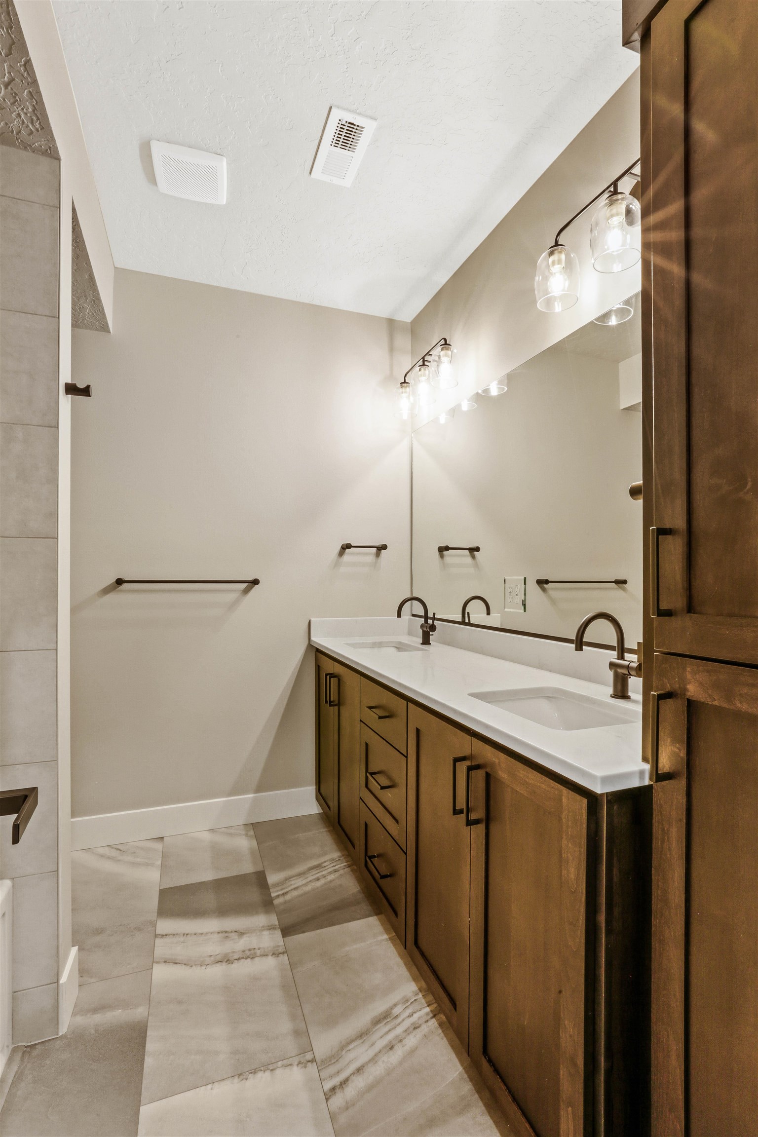 1519 S Steen Ln - Photo 20
