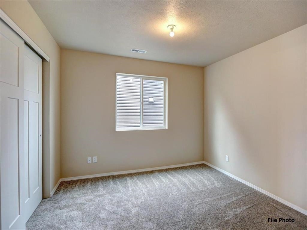 13413 E Olive Ln - Photo 3