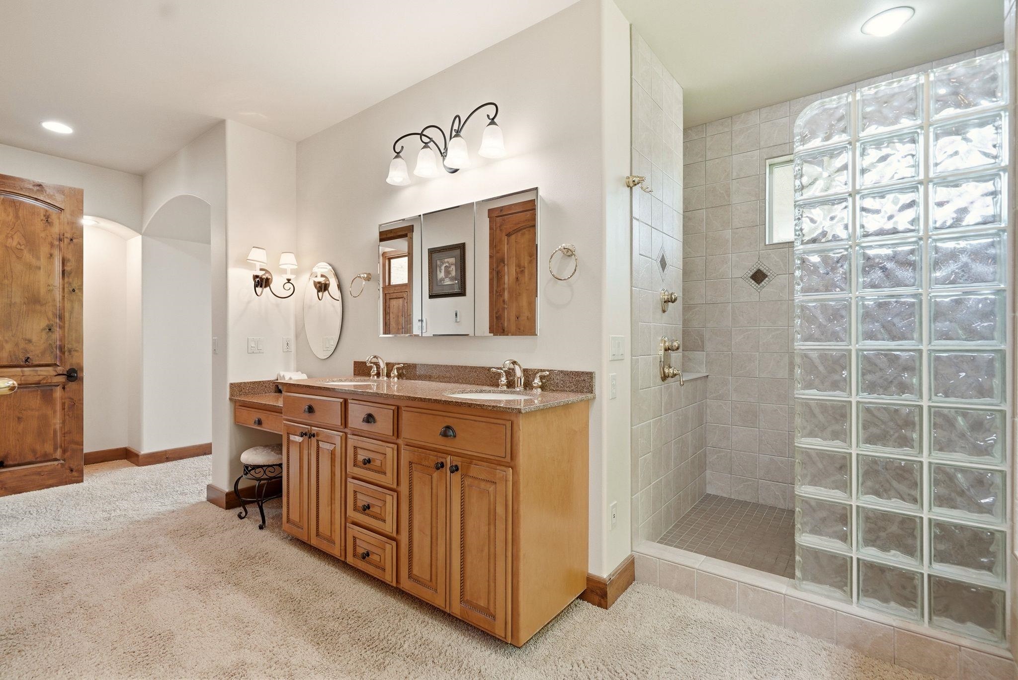 405 W Meadow Ridge Ln - Photo 16