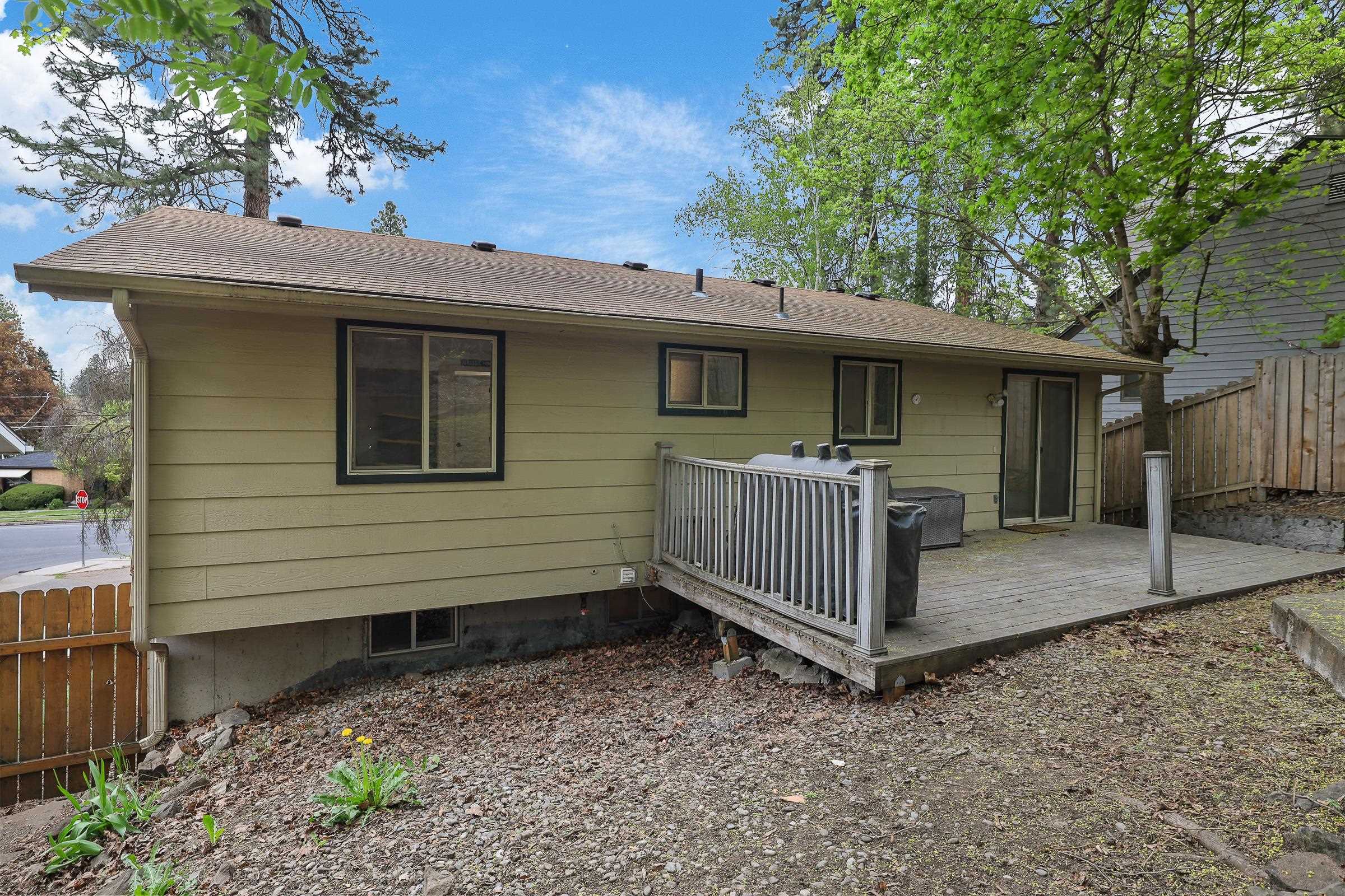 1306 E 18th Ave - Photo 29