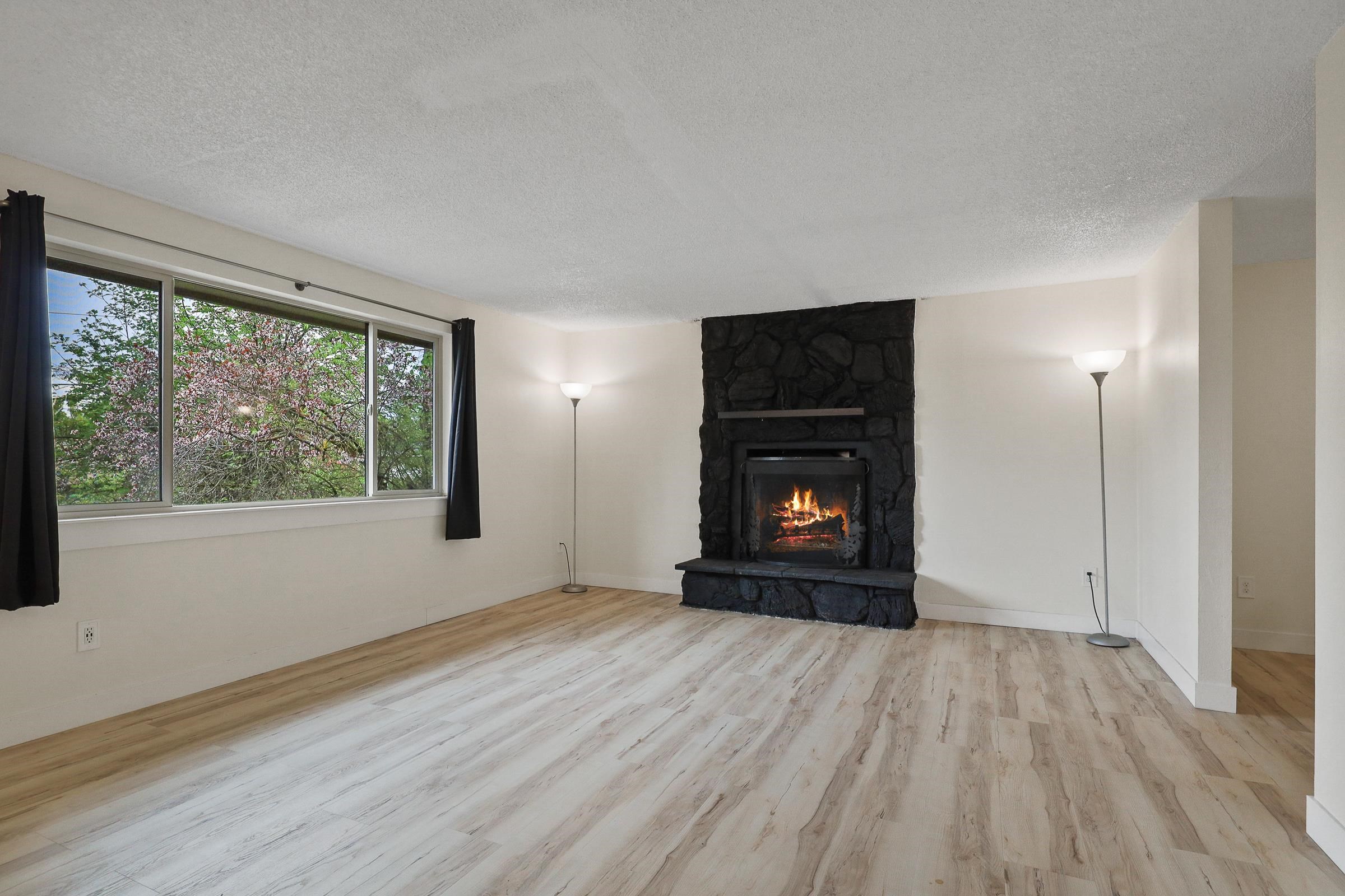 1306 E 18th Ave - Photo 8