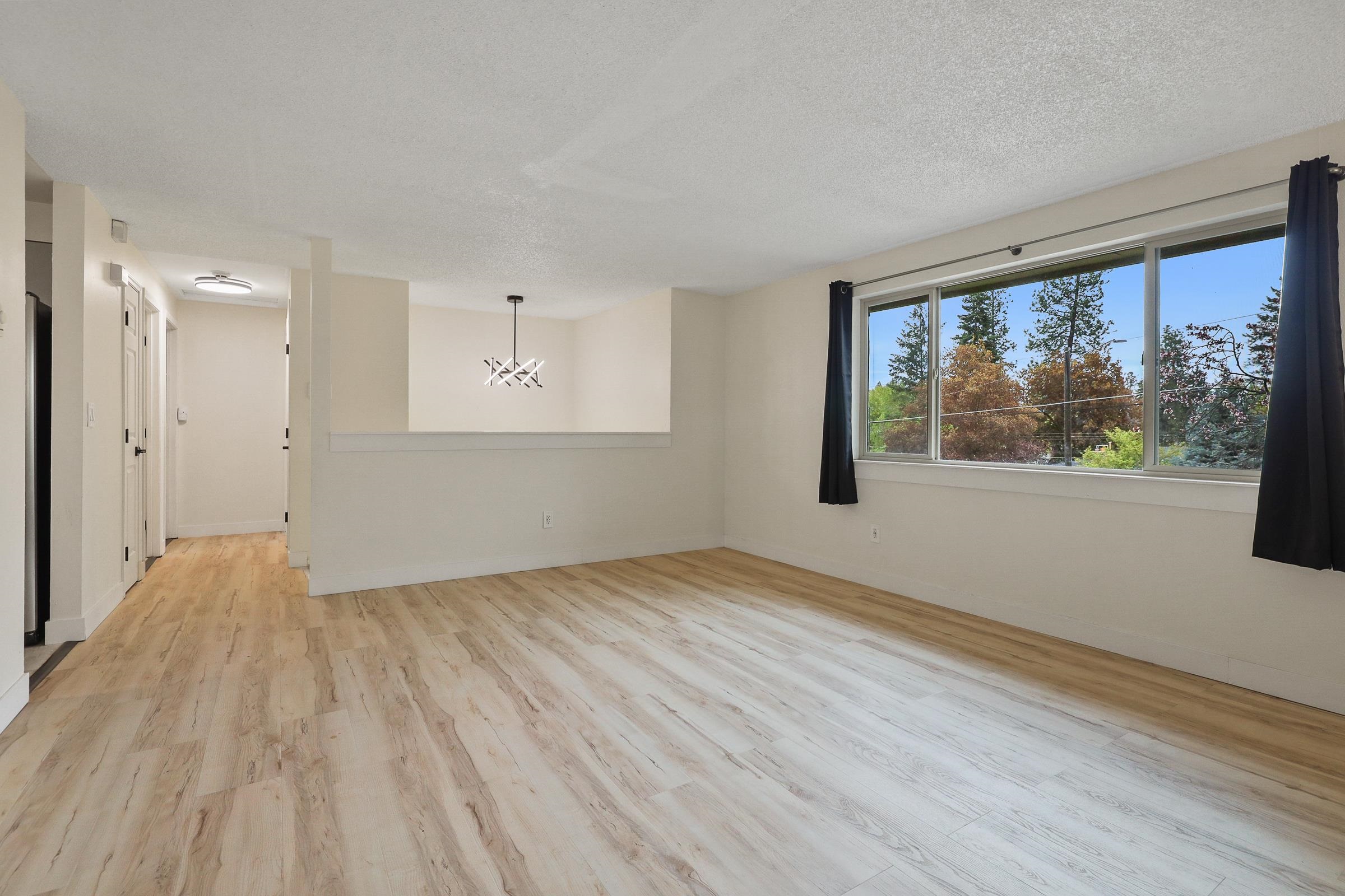 1306 E 18th Ave - Photo 9