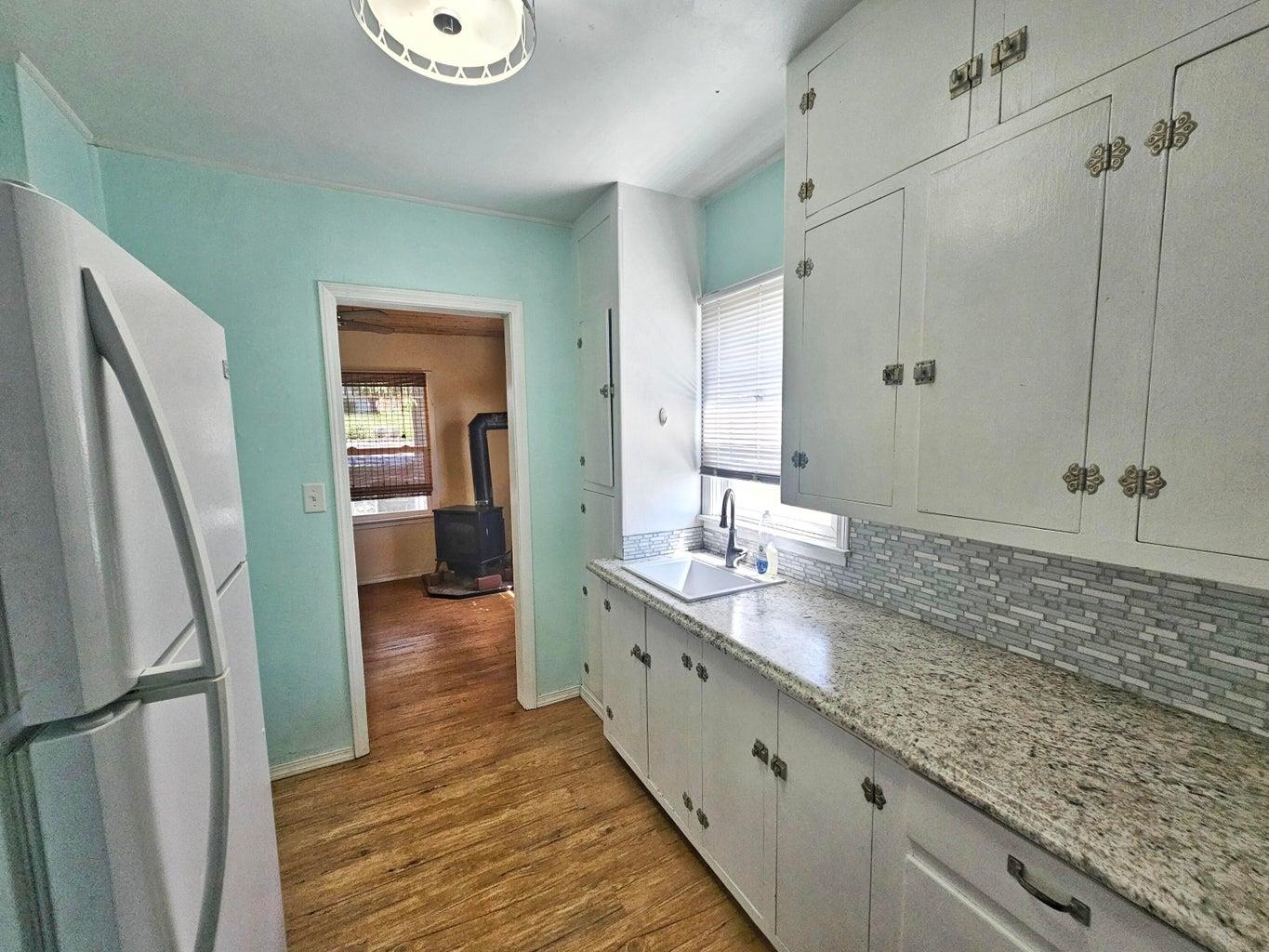 308 S Hofstetter St - Photo 6