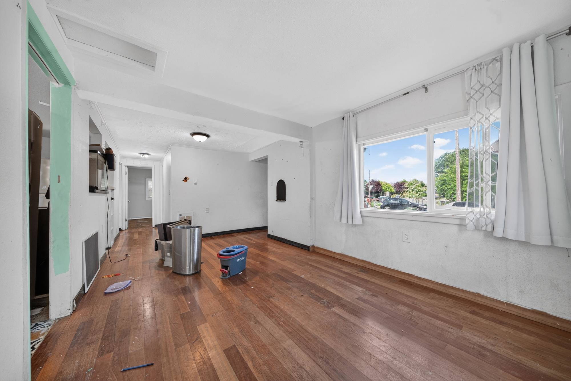 2443 N Wiscomb St - Photo 3