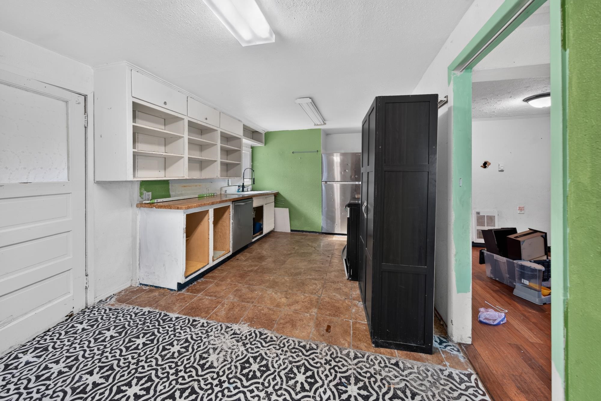 2443 N Wiscomb St - Photo 8