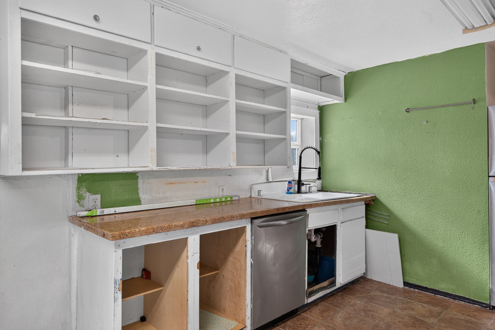 2443 N Wiscomb St - Photo 9