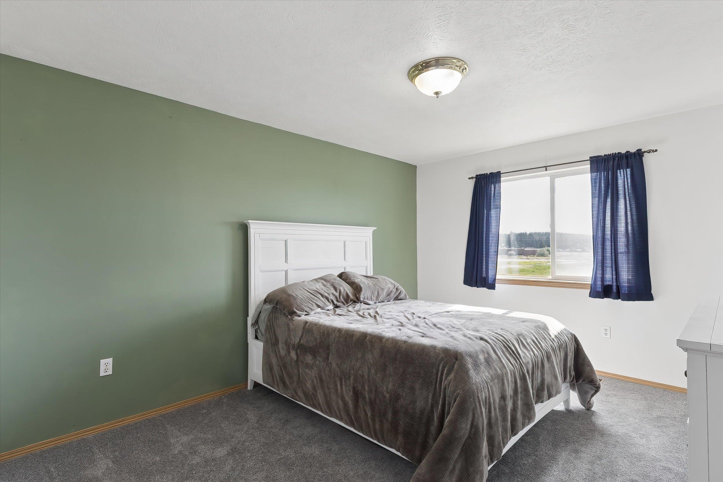 1007 Stanley St - Photo 17