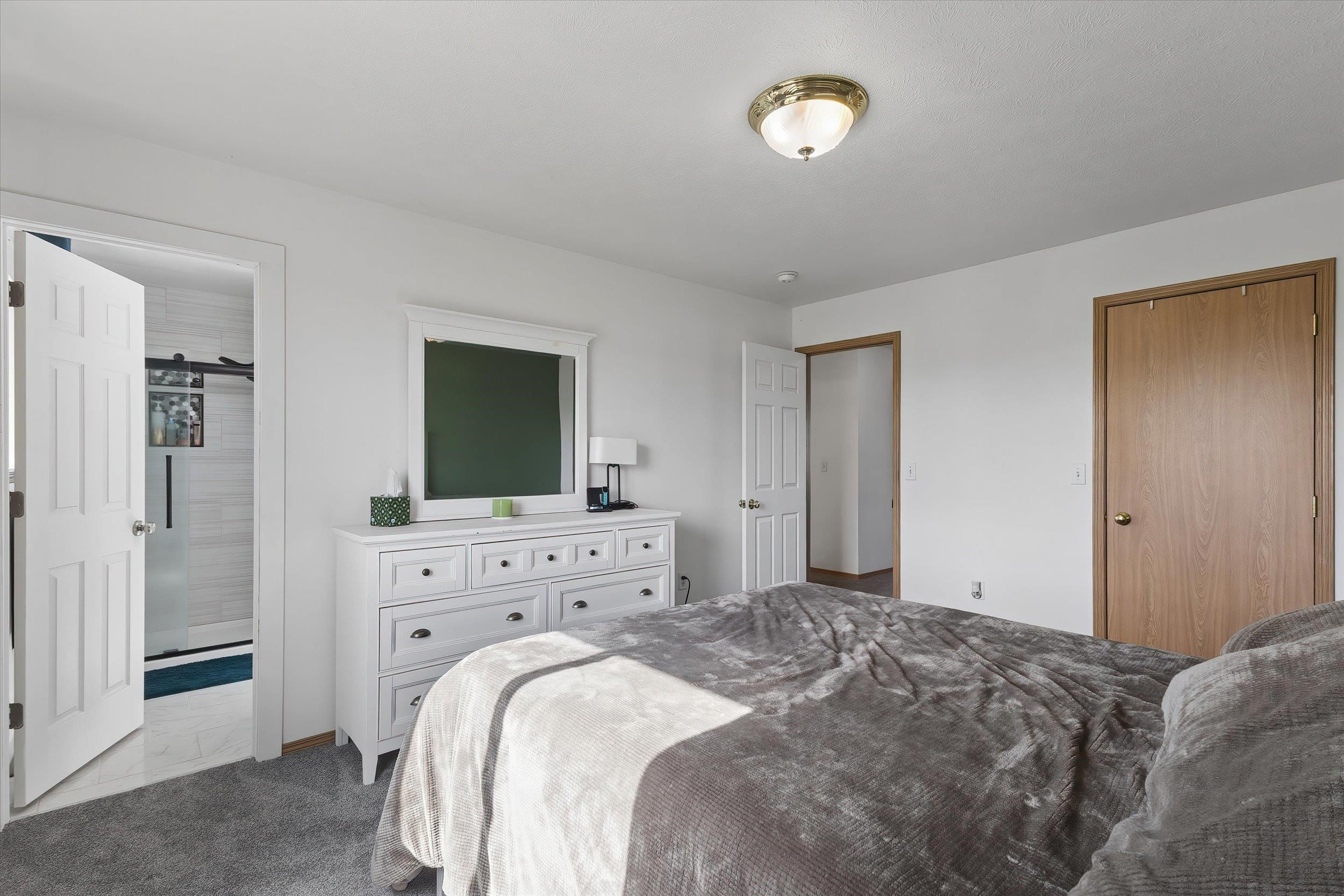 1007 Stanley St - Photo 19