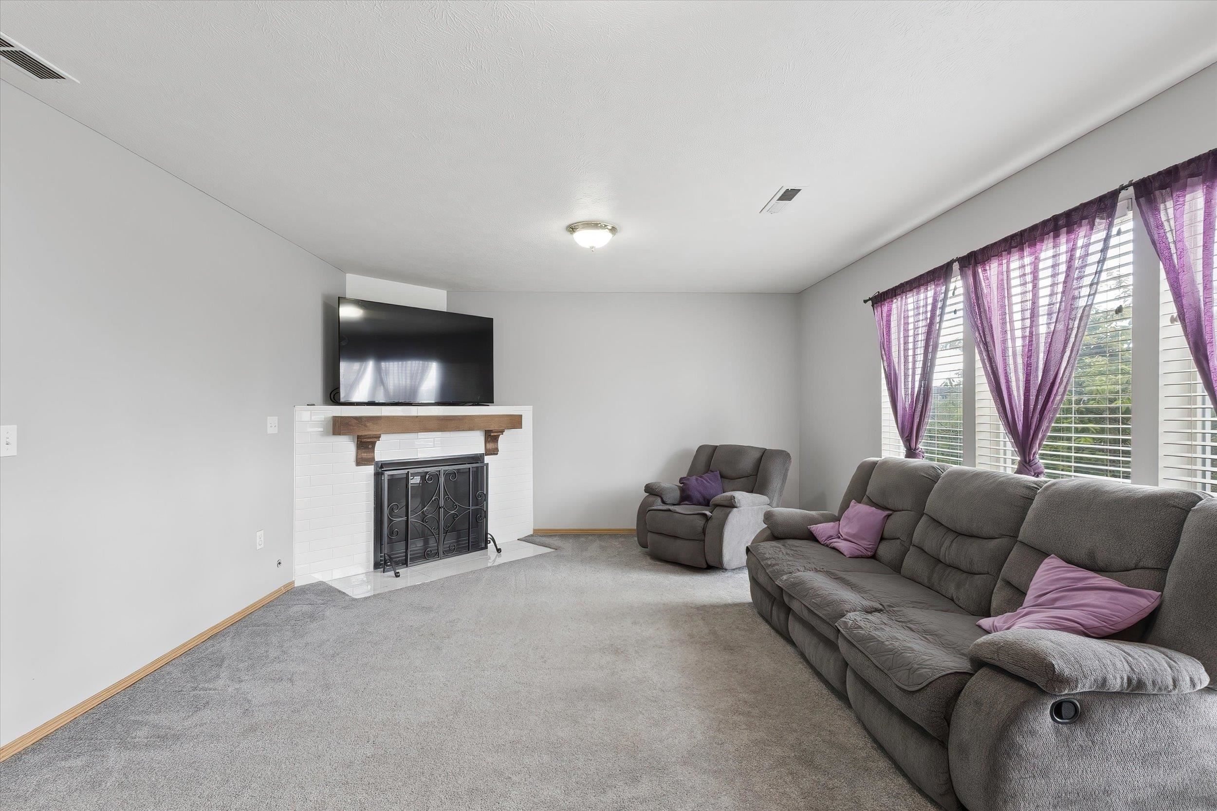 1007 Stanley St - Photo 26