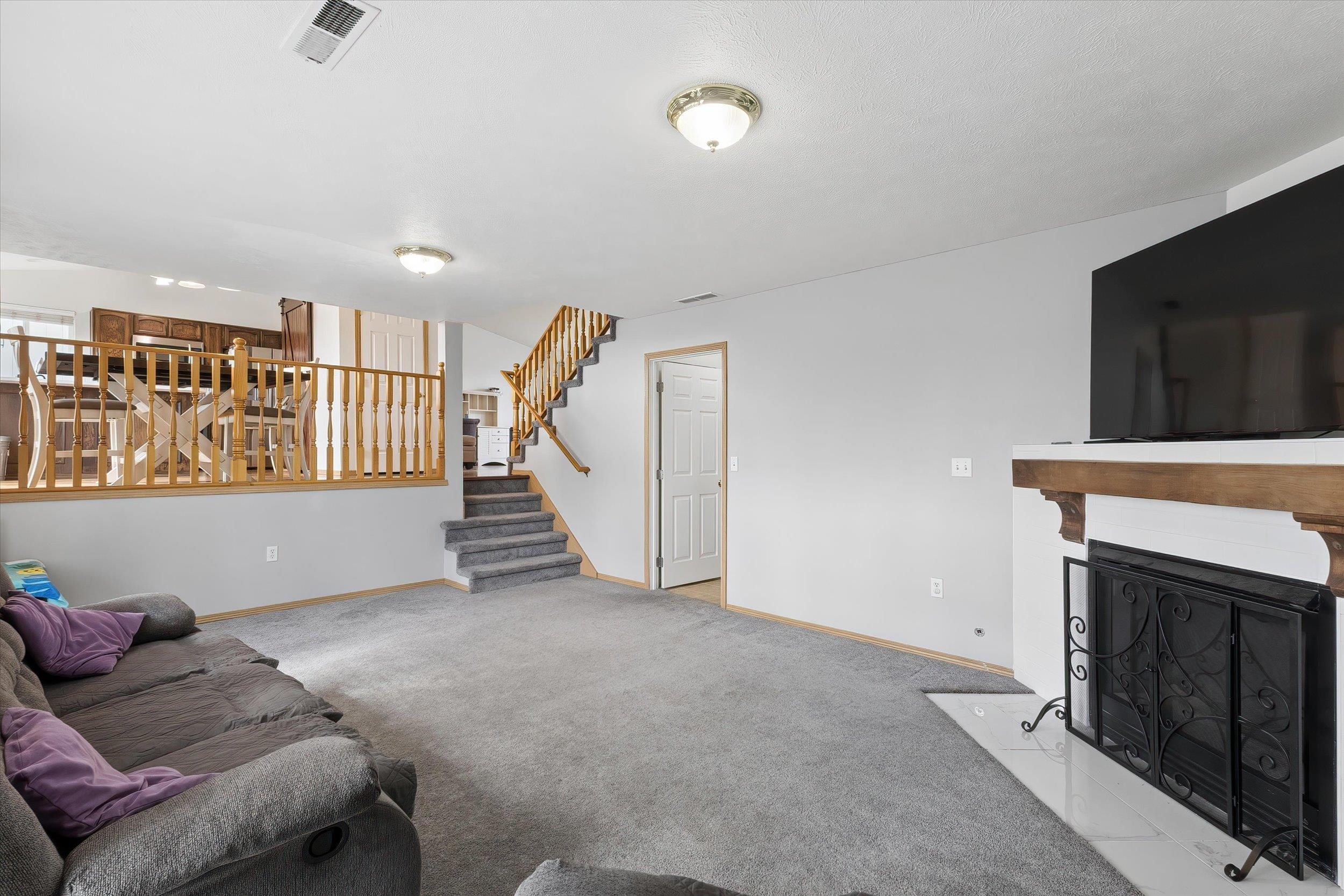 1007 Stanley St - Photo 28