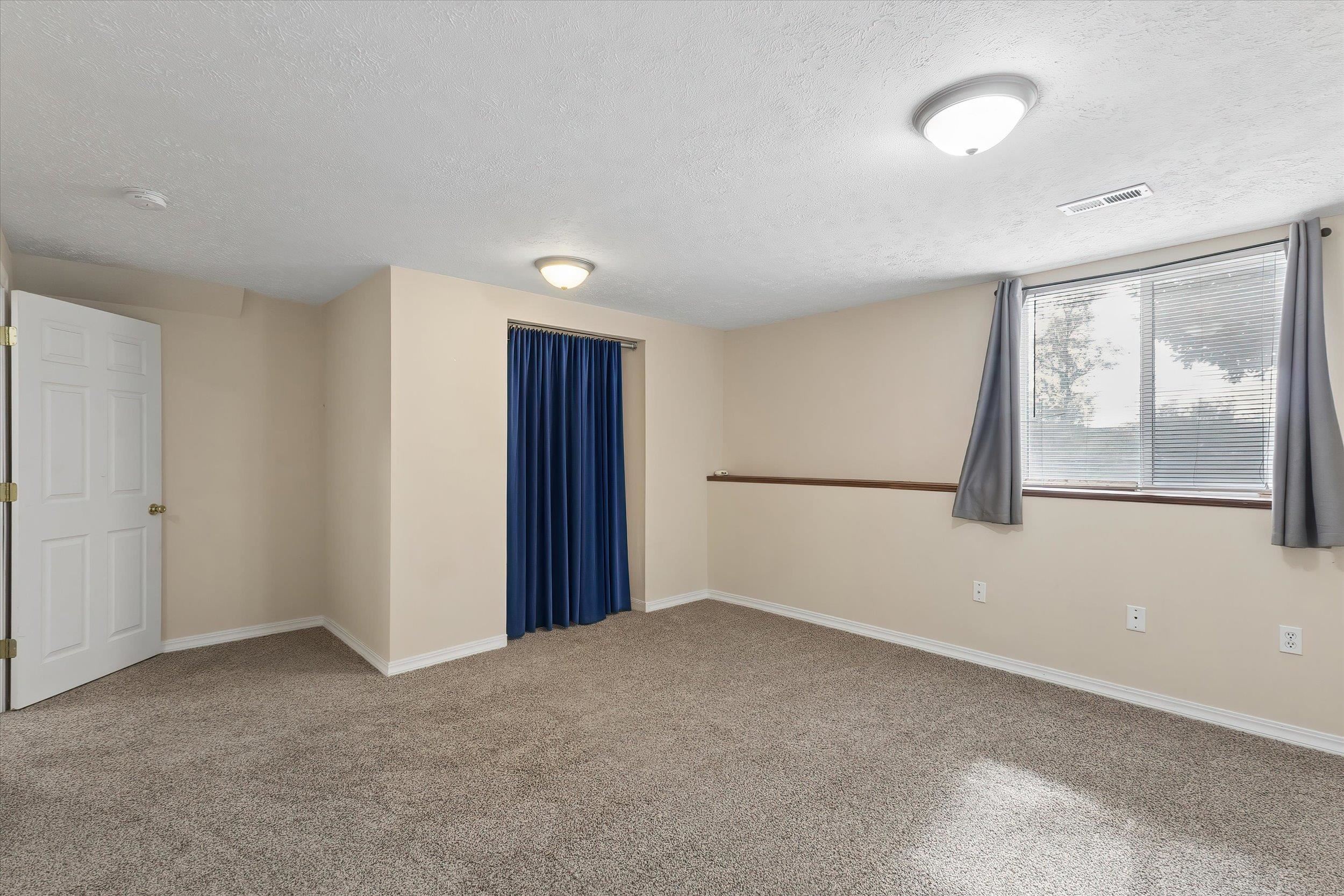 1007 Stanley St - Photo 33
