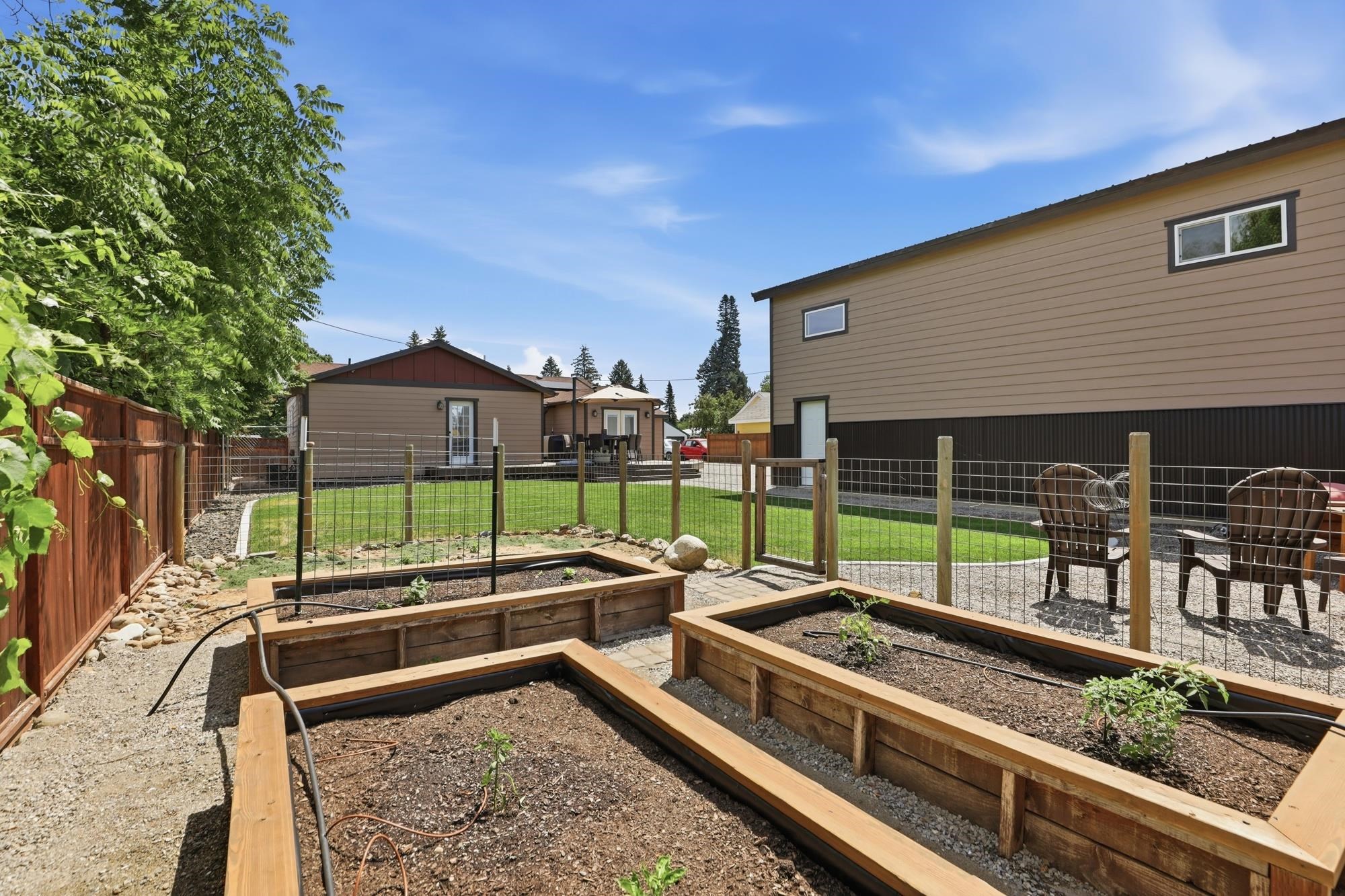3617 N Center Rd - Photo 44