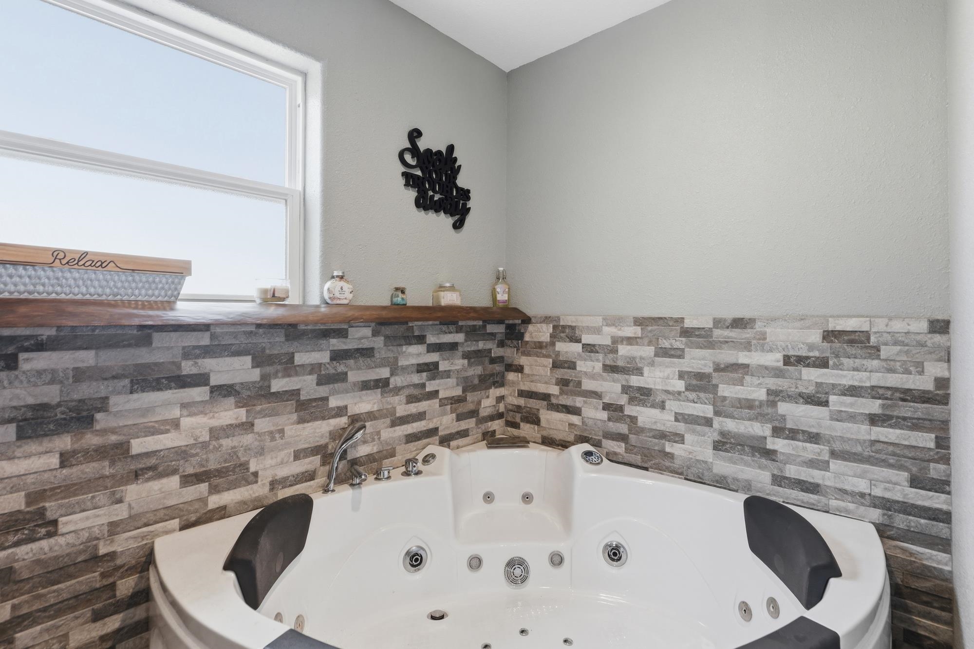 3617 N Center Rd - Photo 18