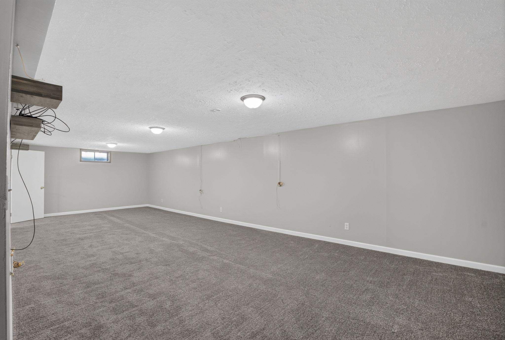 538 E CROWN Ave - Photo 28