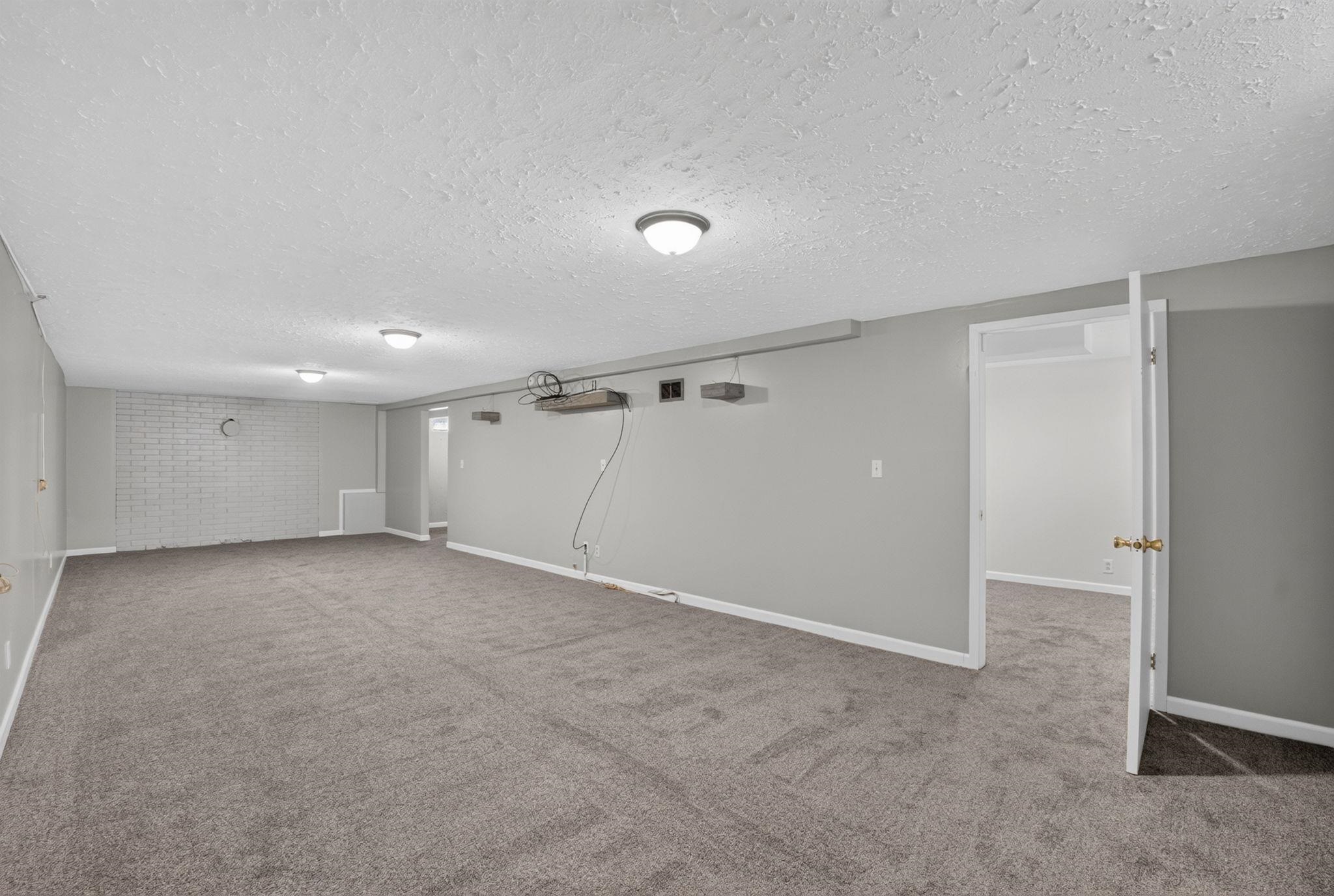 538 E CROWN Ave - Photo 30