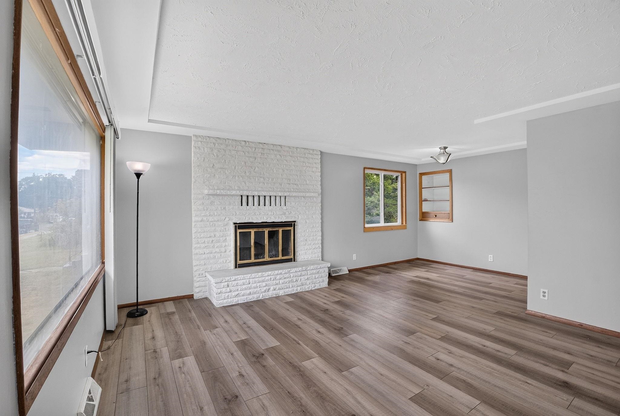 538 E CROWN Ave - Photo 9