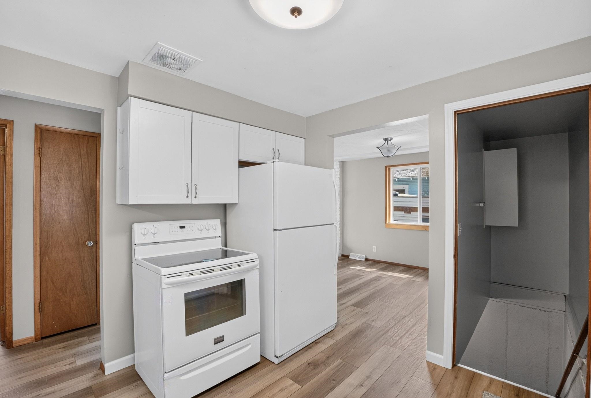 538 E CROWN Ave - Photo 24