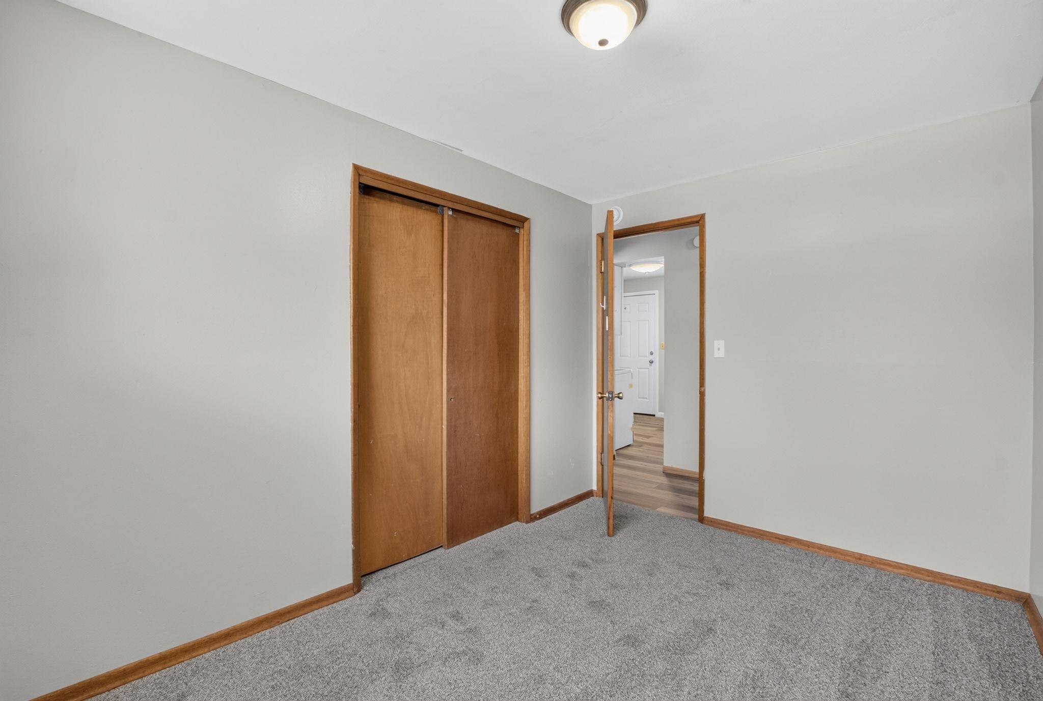 538 E CROWN Ave - Photo 17