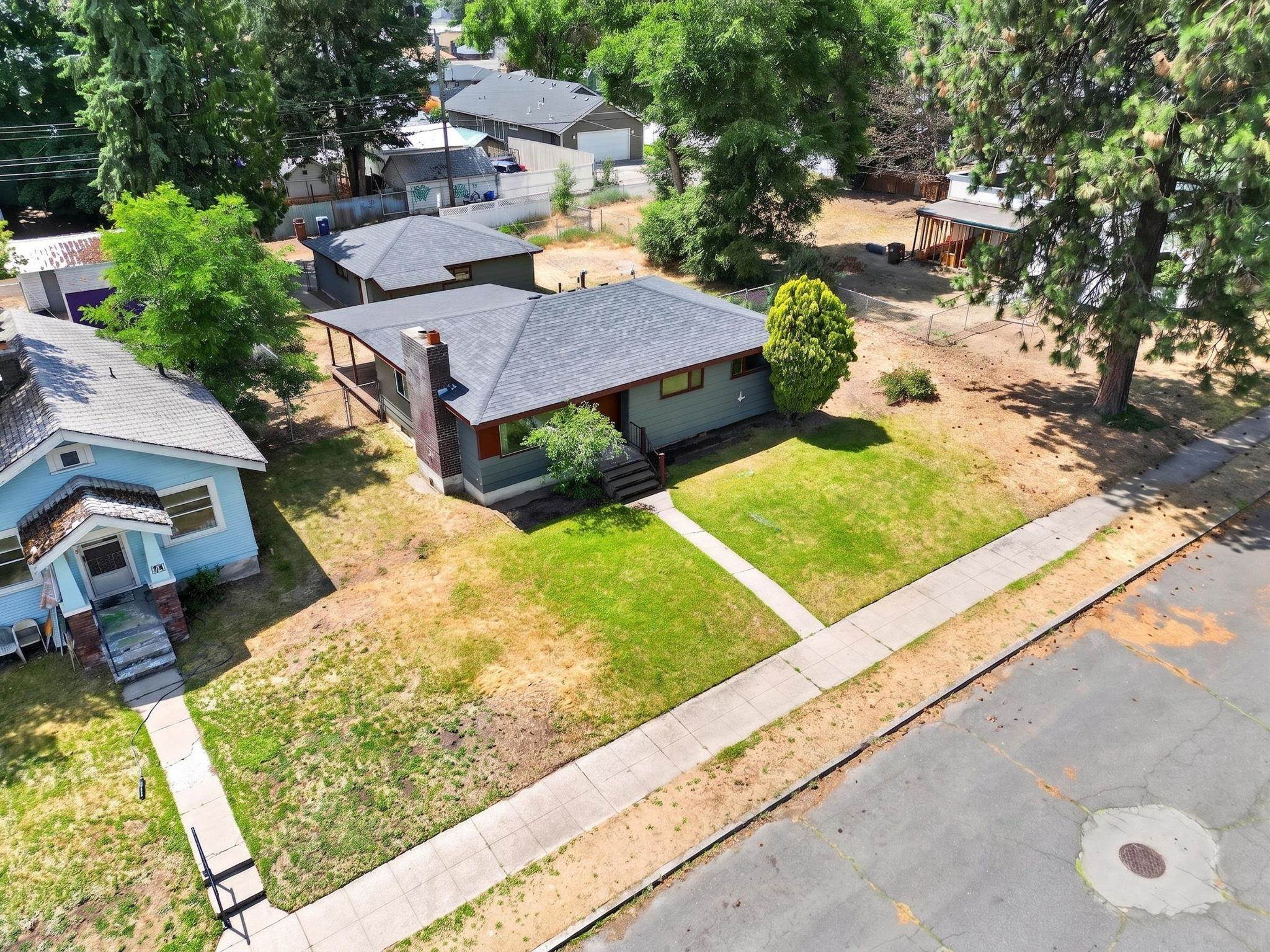 538 E CROWN Ave - Photo 6