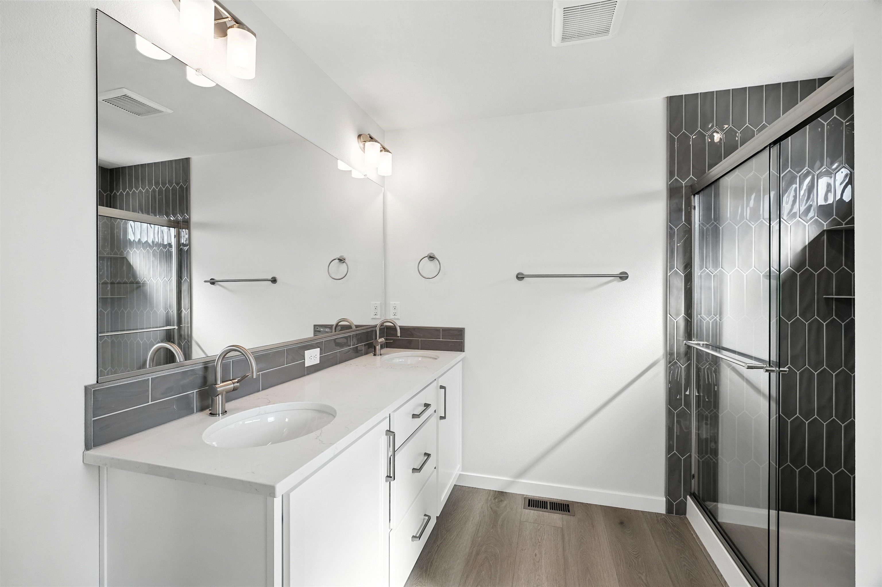 21081 E Thompson Ave - Photo 12