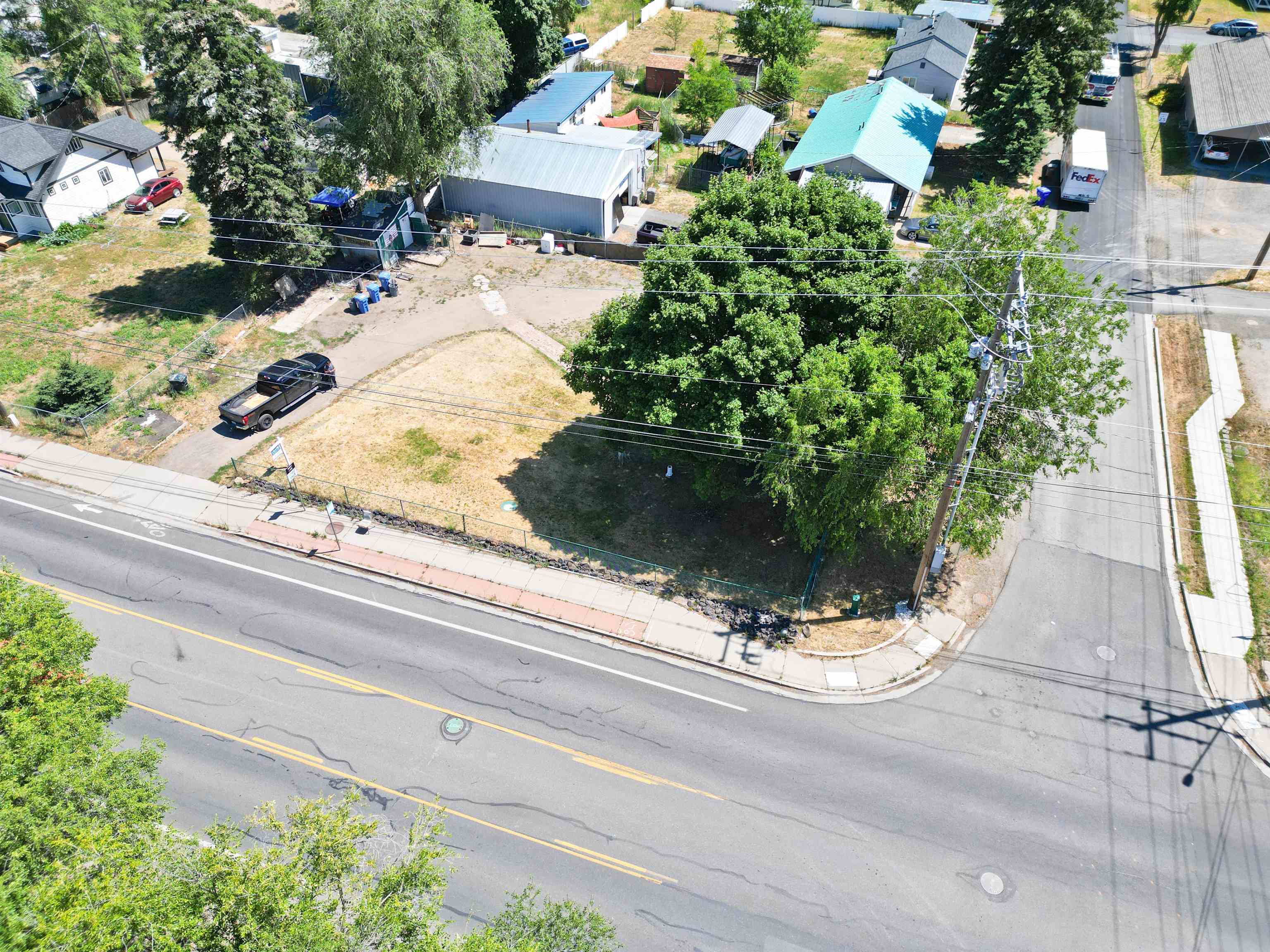 6702 N Crestline St - Photo 3