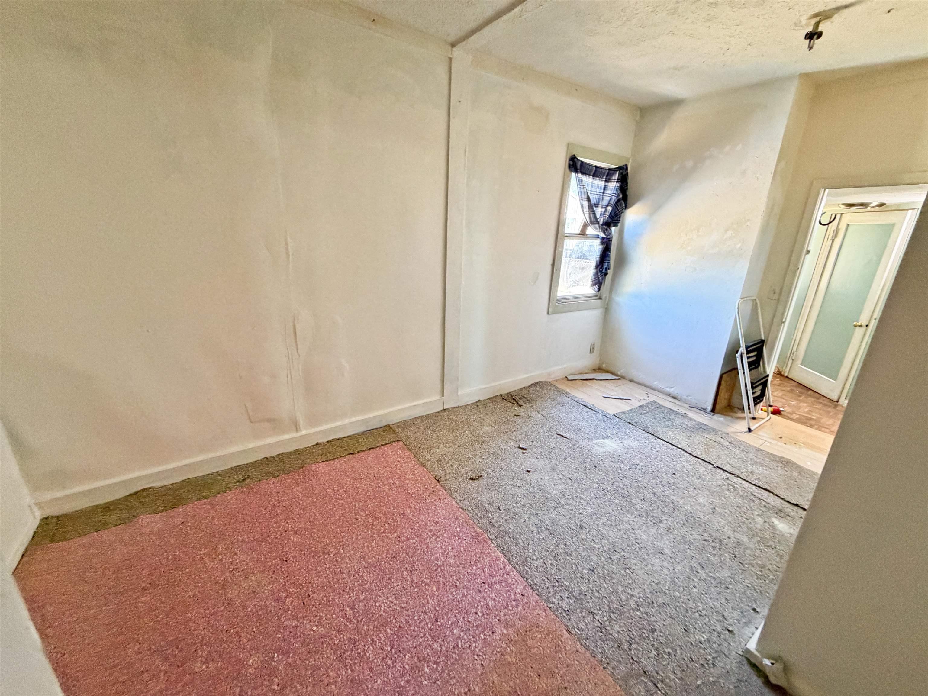 6702 N Crestline St - Photo 18
