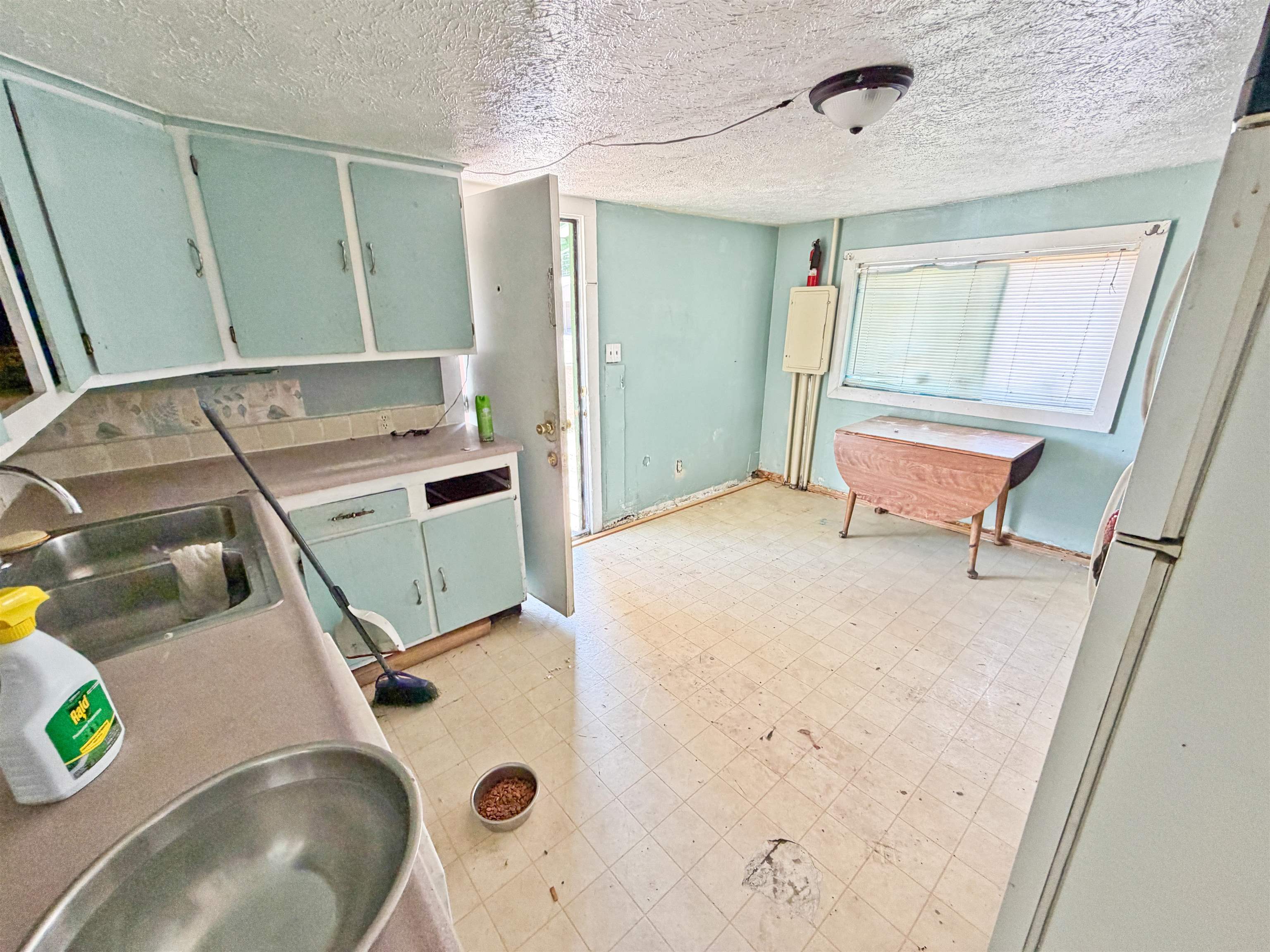 6702 N Crestline St - Photo 21