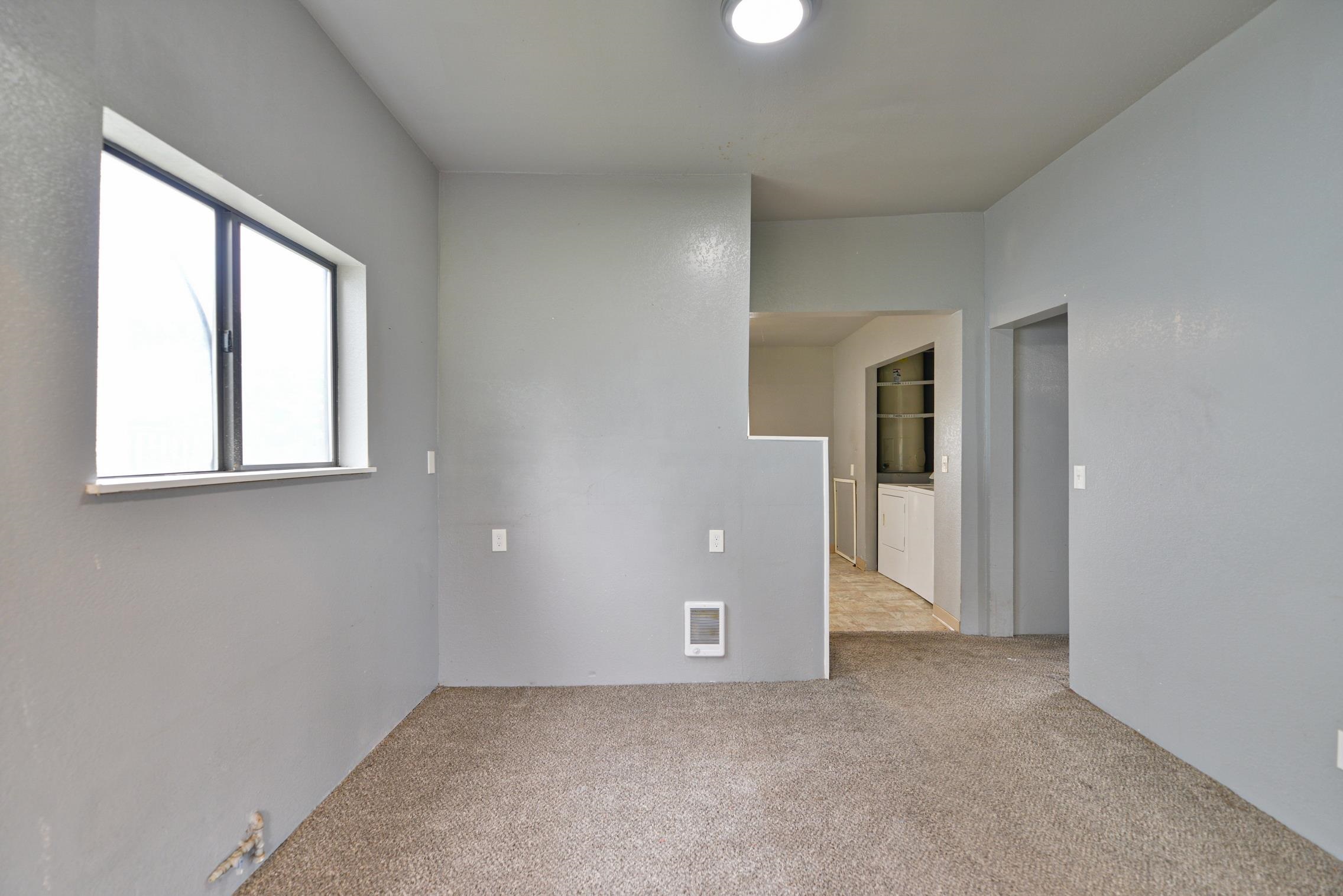 512 S Lebo St - Photo 3