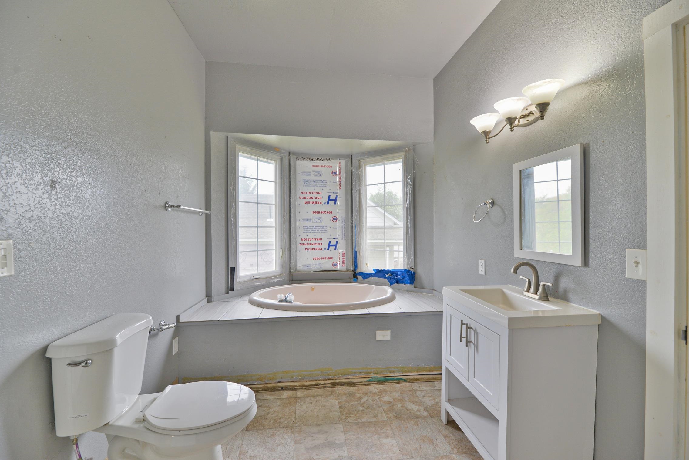 512 S Lebo St - Photo 6