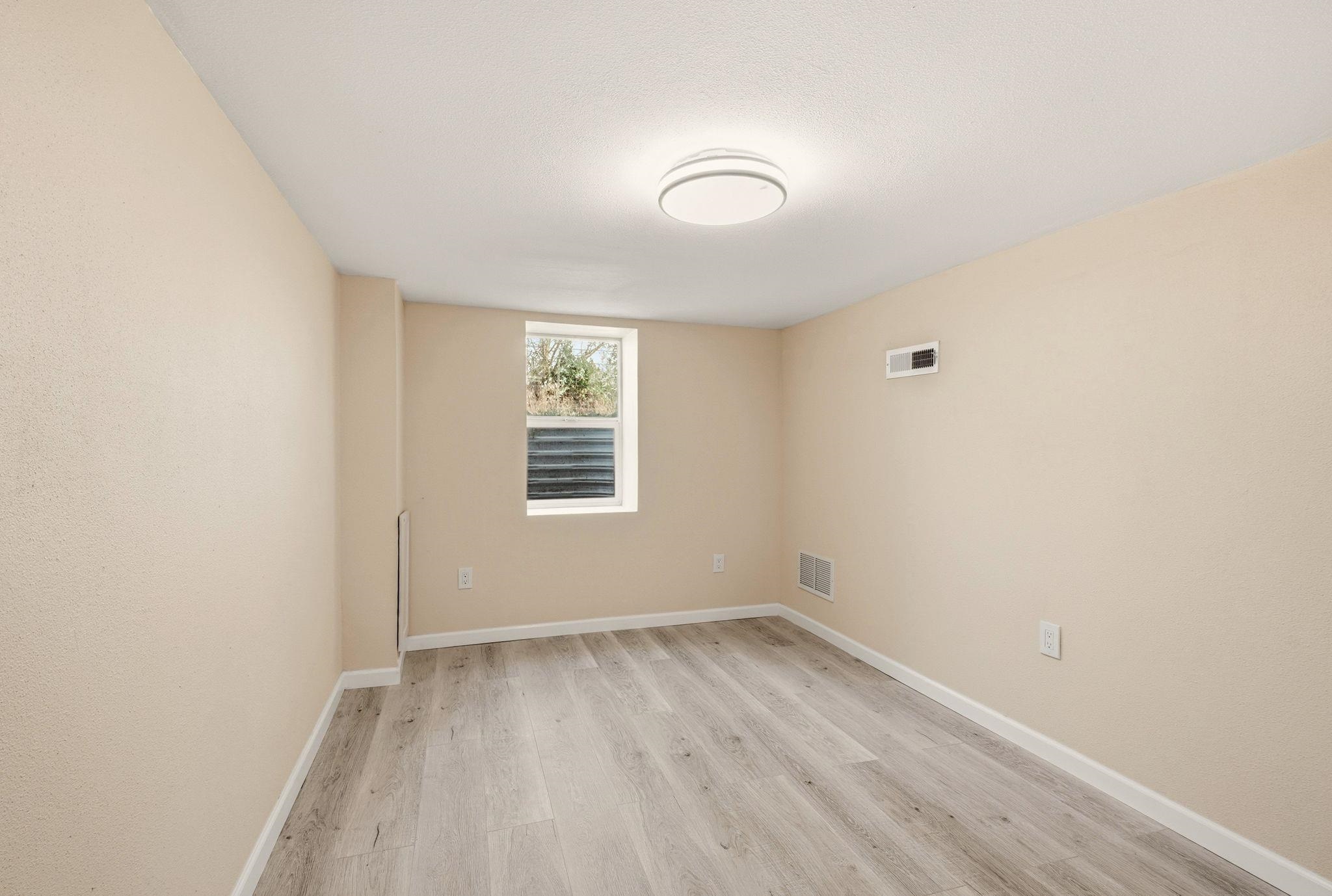 4814 N MAGNOLIA St - Photo 17