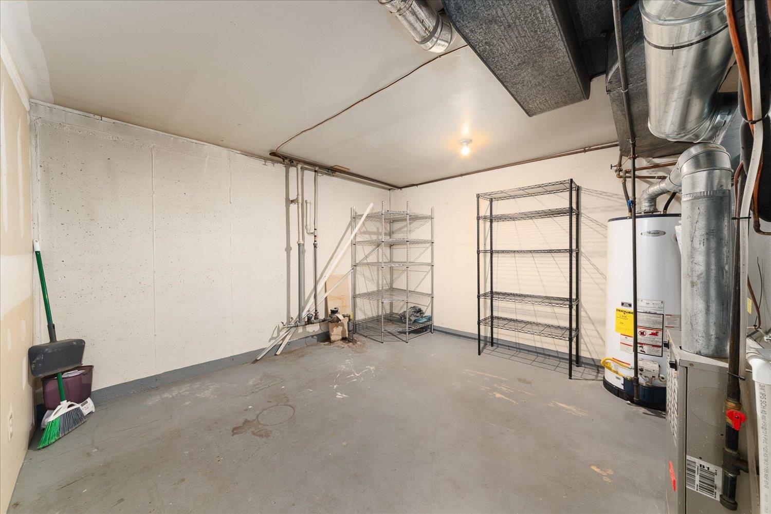 1110 E 28th Ave - Photo 27