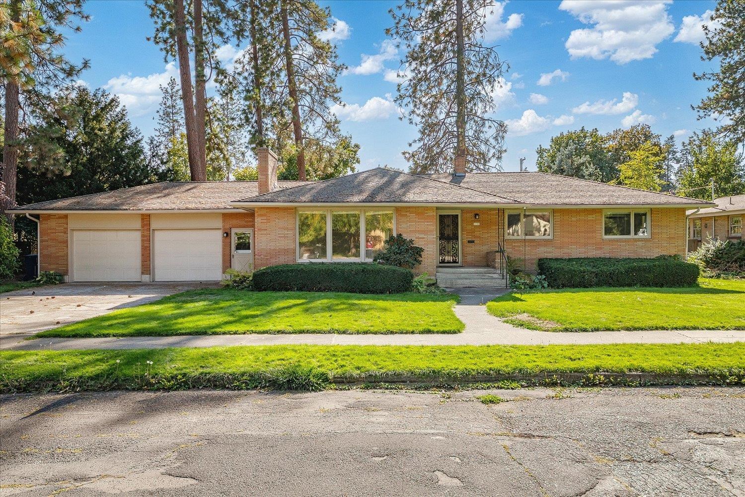 1110 E 28th Ave - Photo 28
