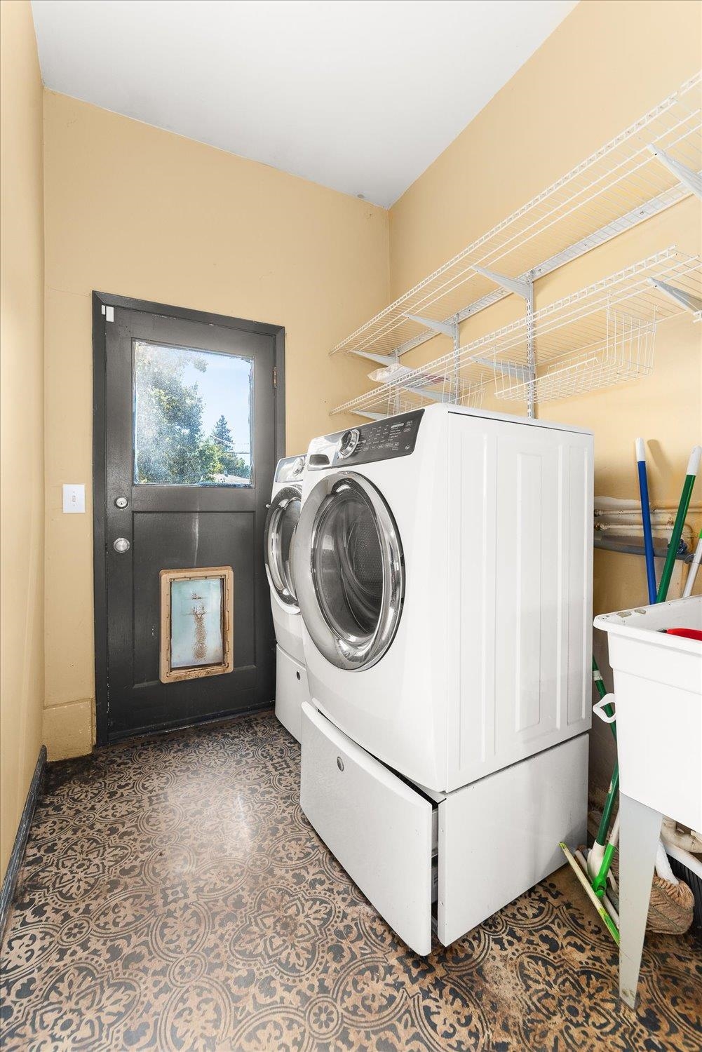 1110 E 28th Ave - Photo 31