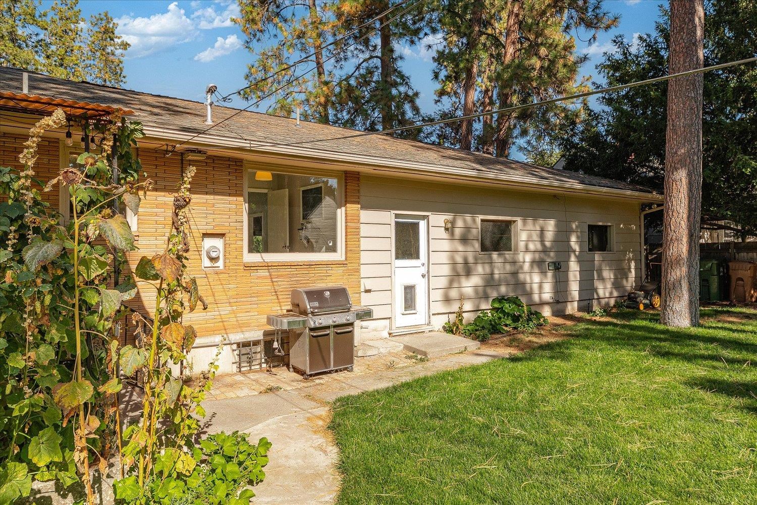 1110 E 28th Ave - Photo 40
