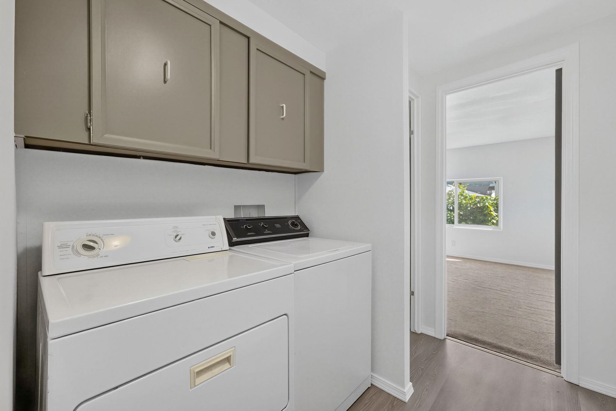 208 S Neyland Rd - Photo 12