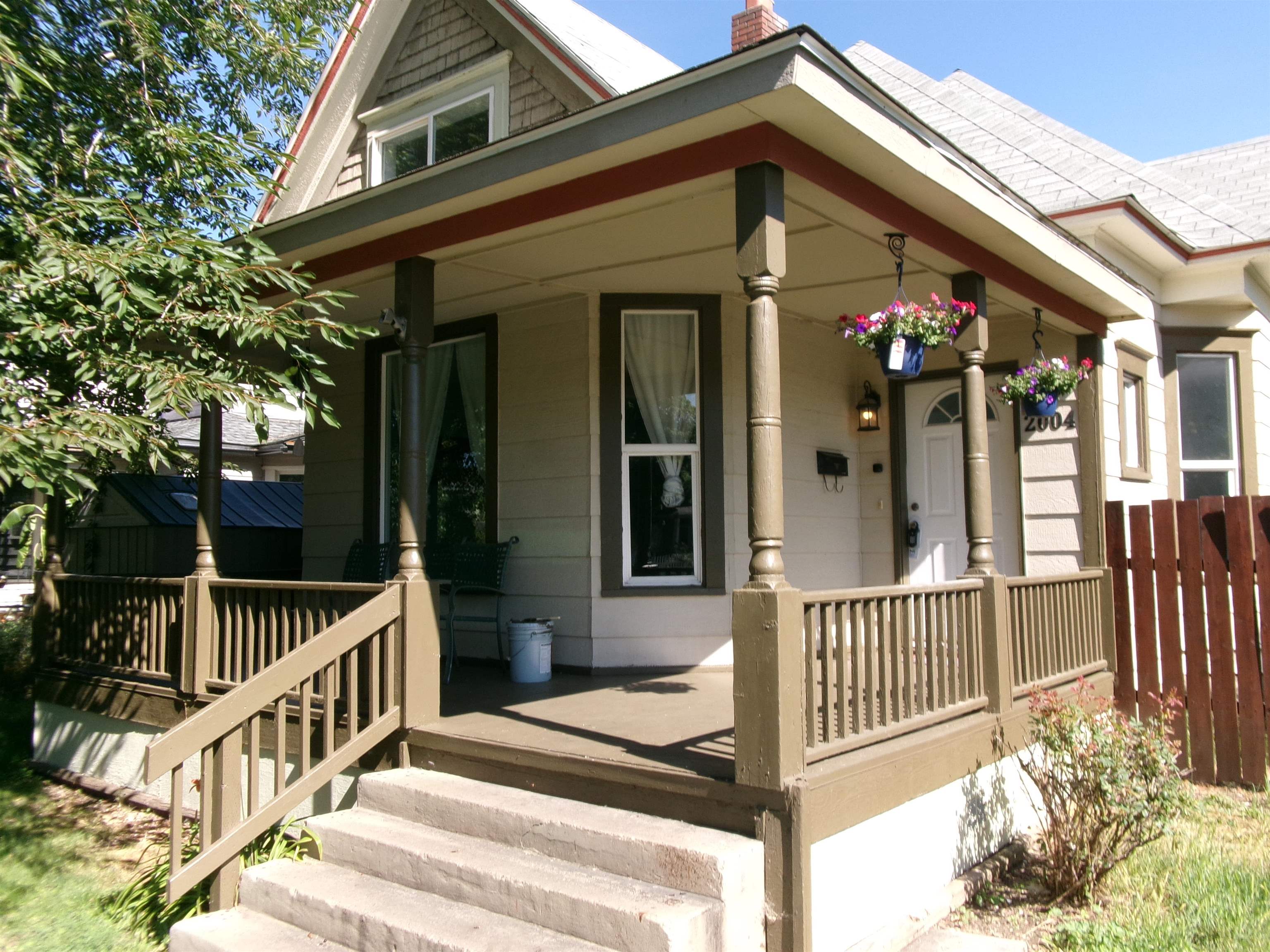 2004 W Broadway Ave - Photo 7