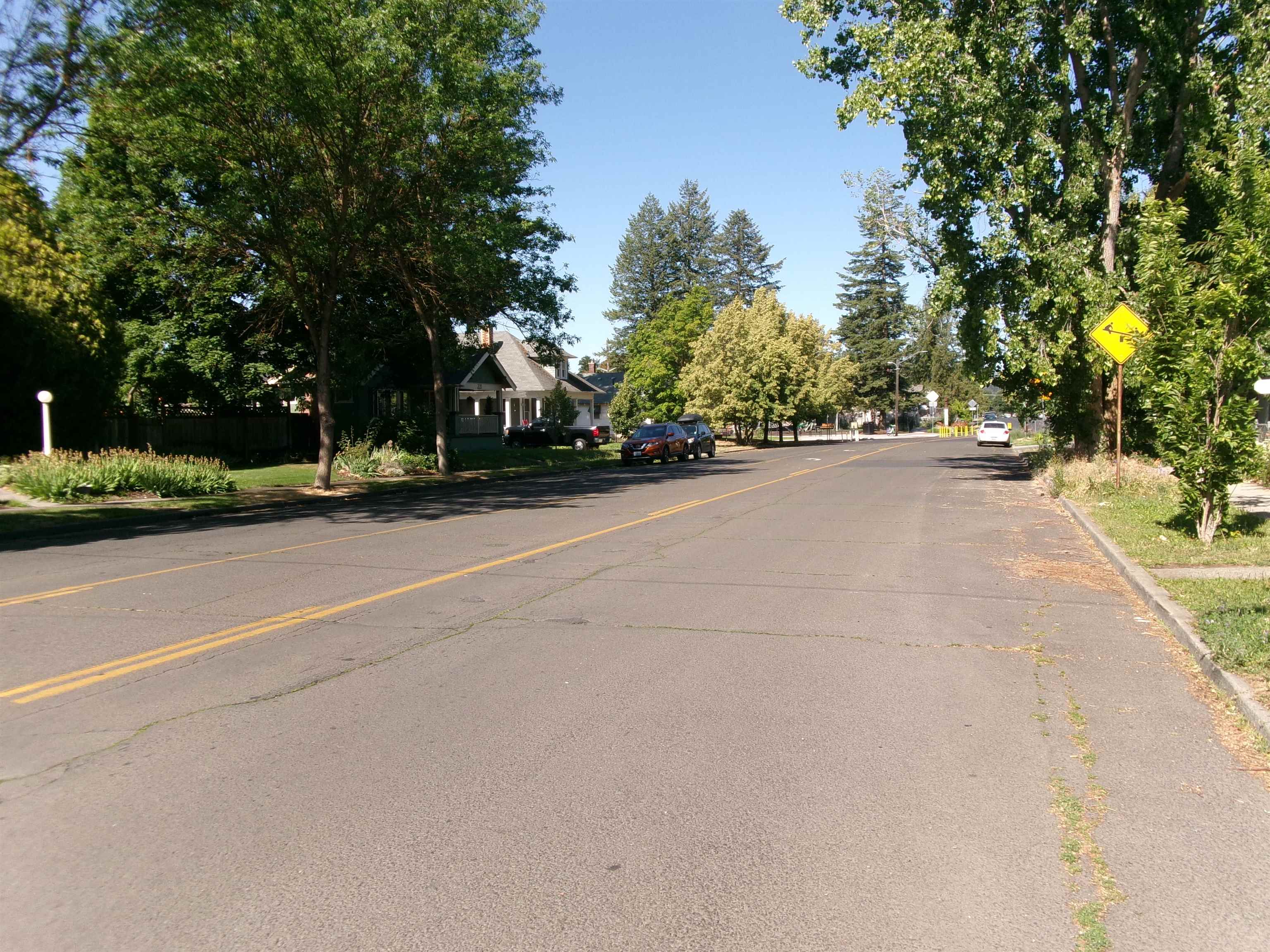 2004 W Broadway Ave - Photo 8