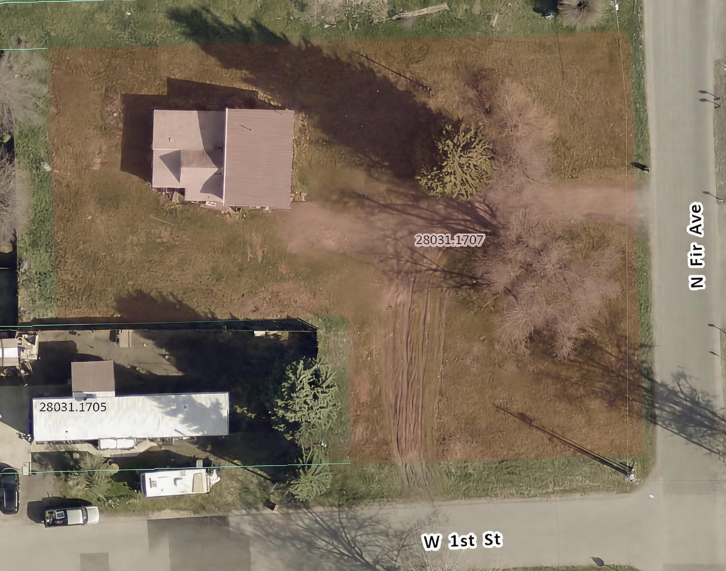 107 N Fir St - Photo 1