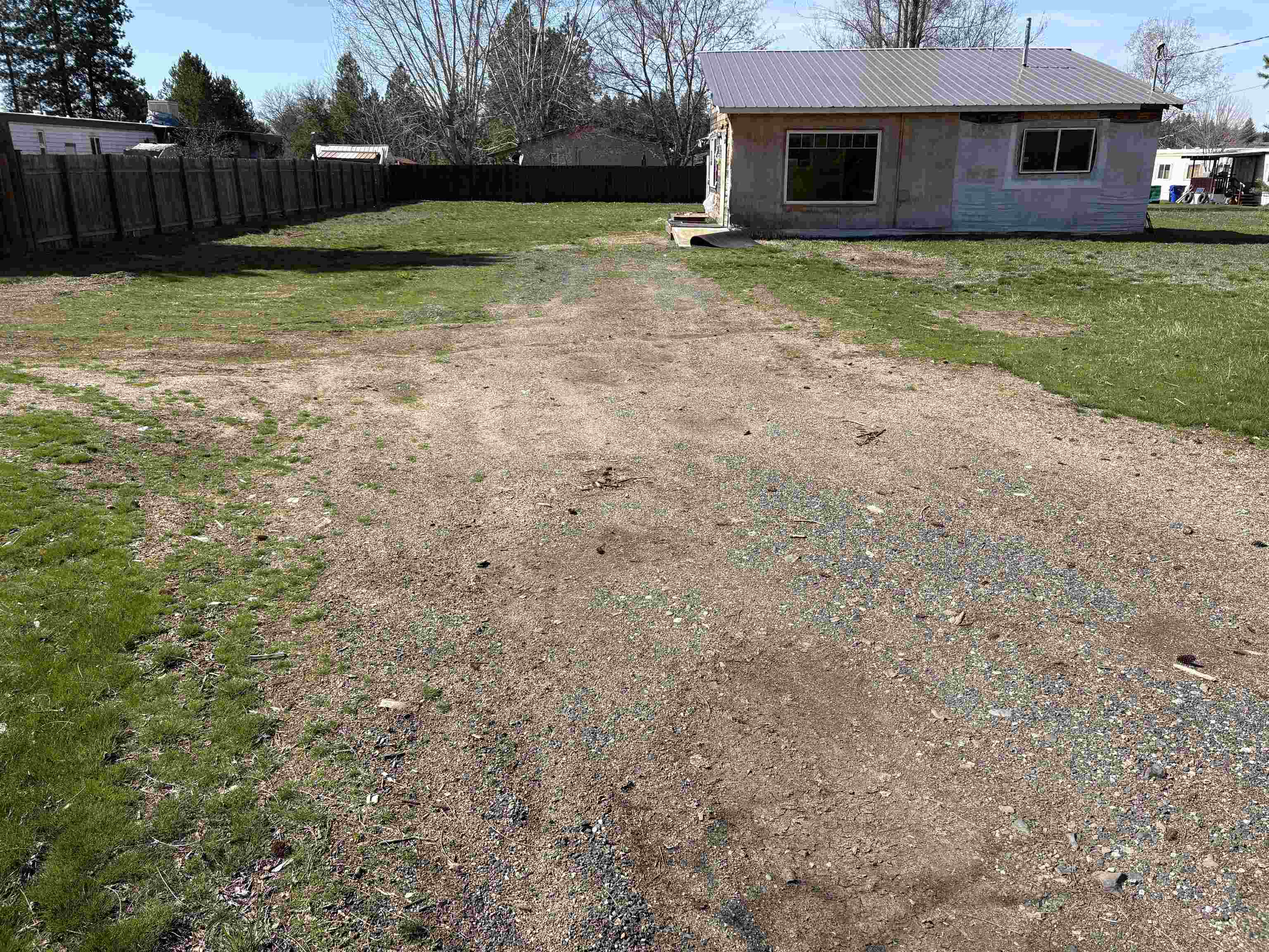 107 N Fir St - Photo 2