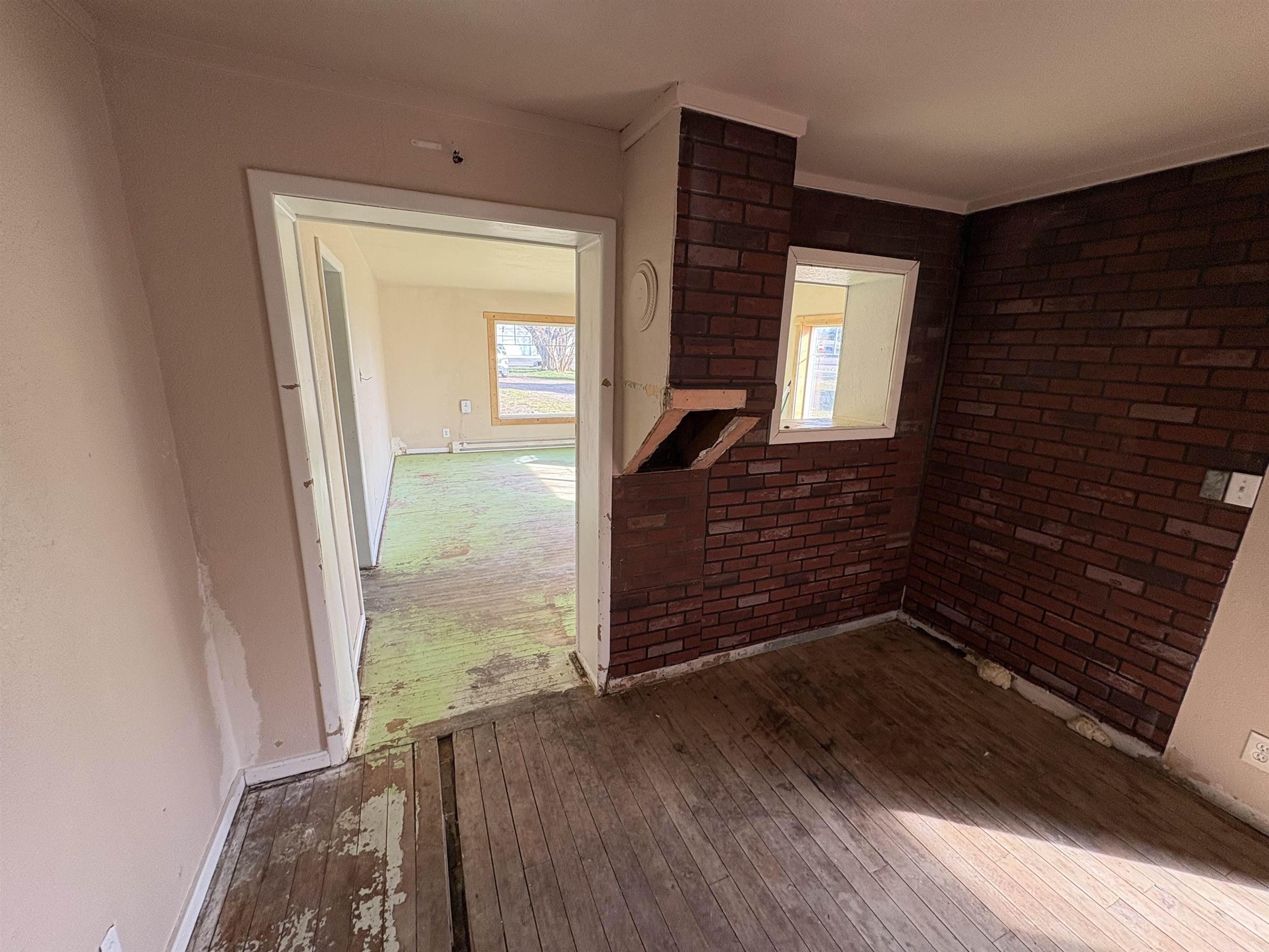 107 N Fir St - Photo 5