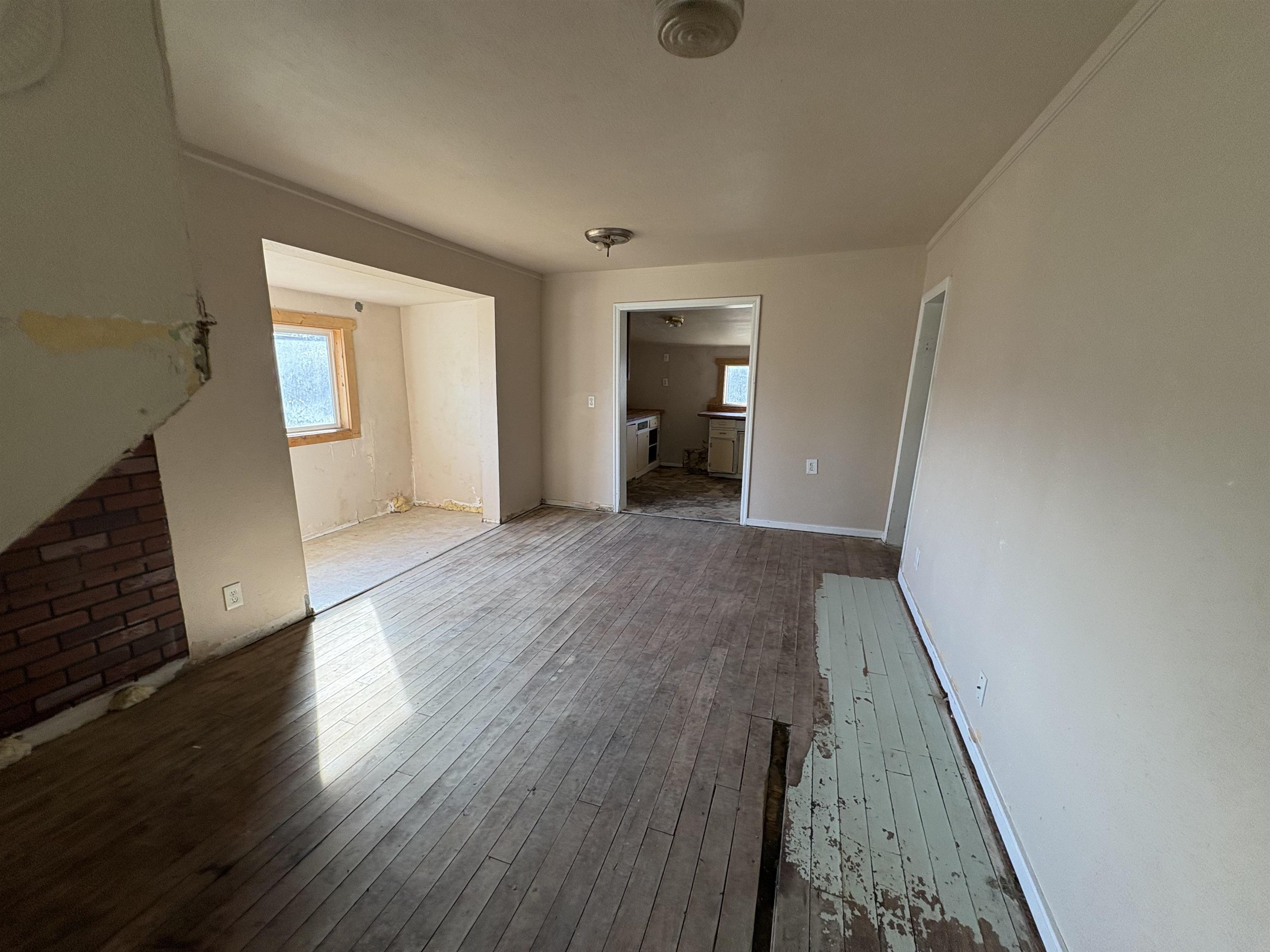 107 N Fir St - Photo 6