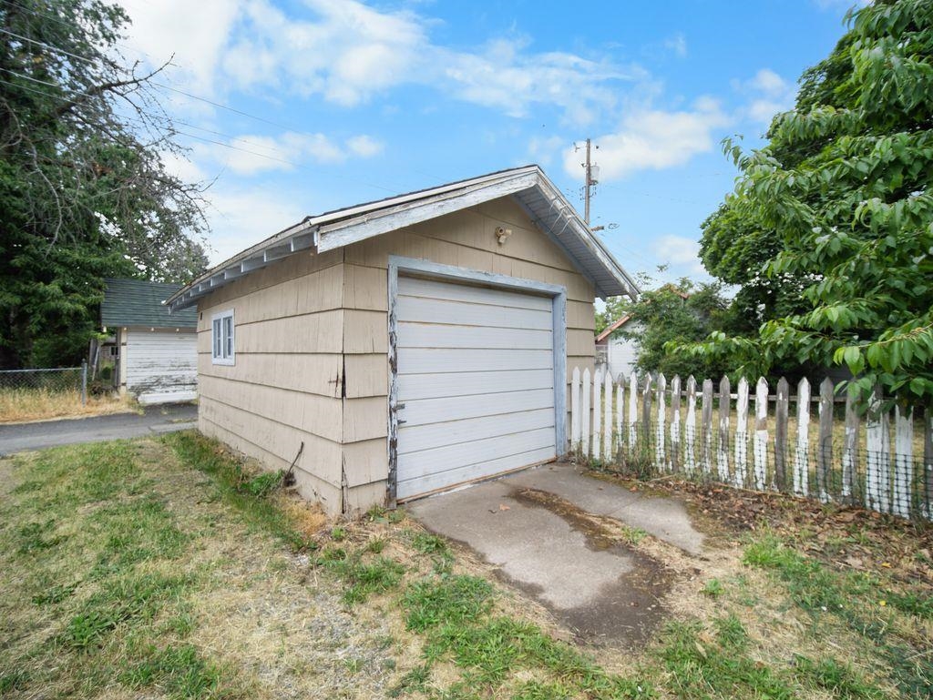 2618 N Stevens St - Photo 43