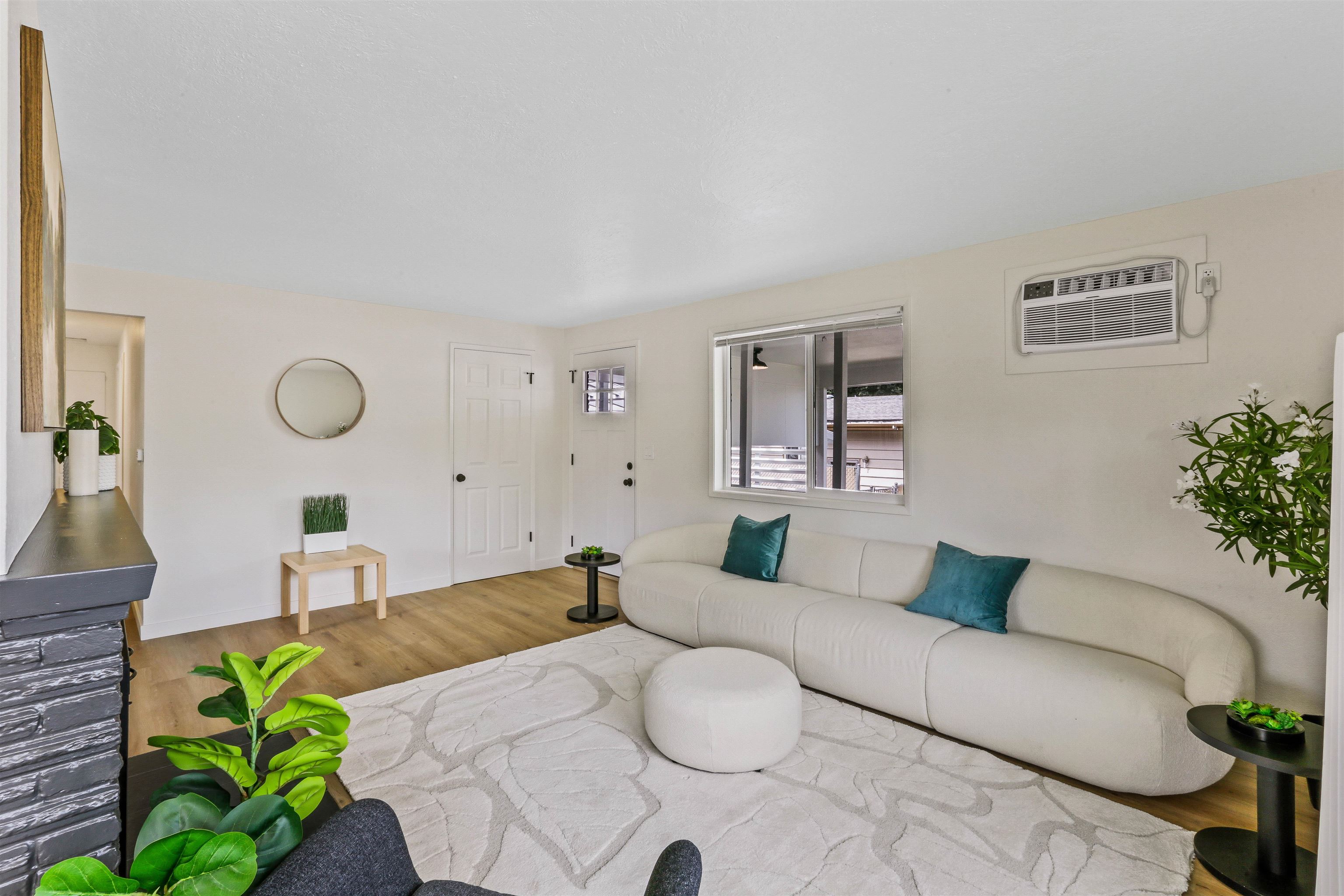 3816 E 15 Ave - Photo 4