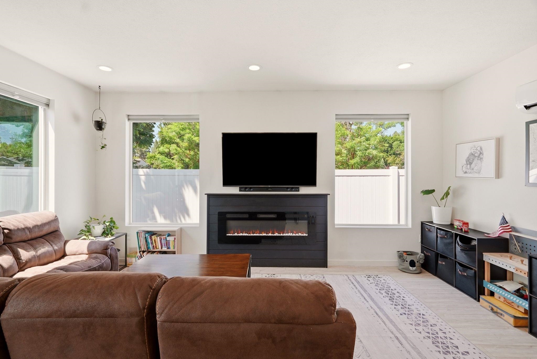 3409 S MYRTLE St - Photo 6